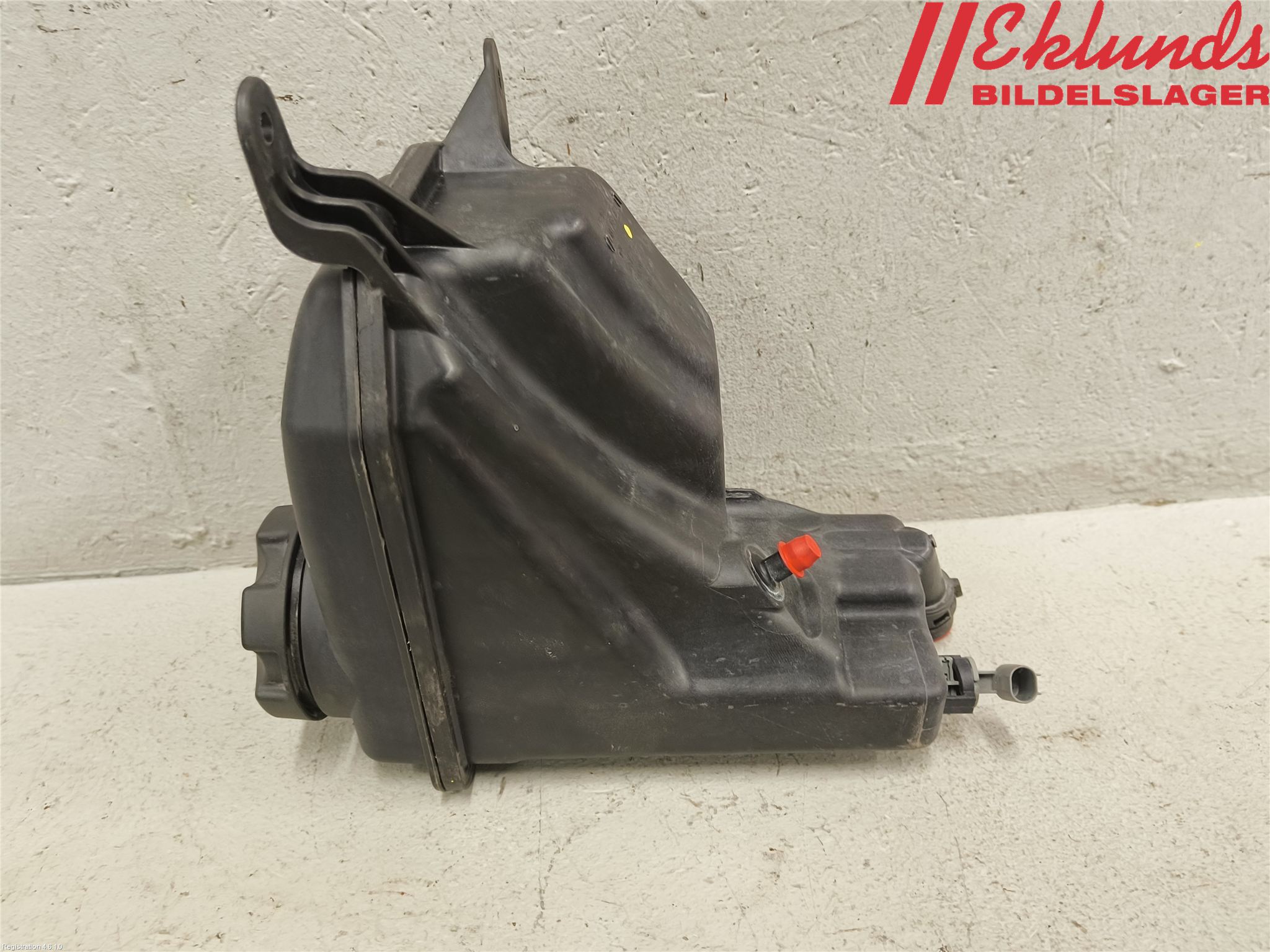 BMW 3 E90/91 SED/TOU 05-12 Expansionstank