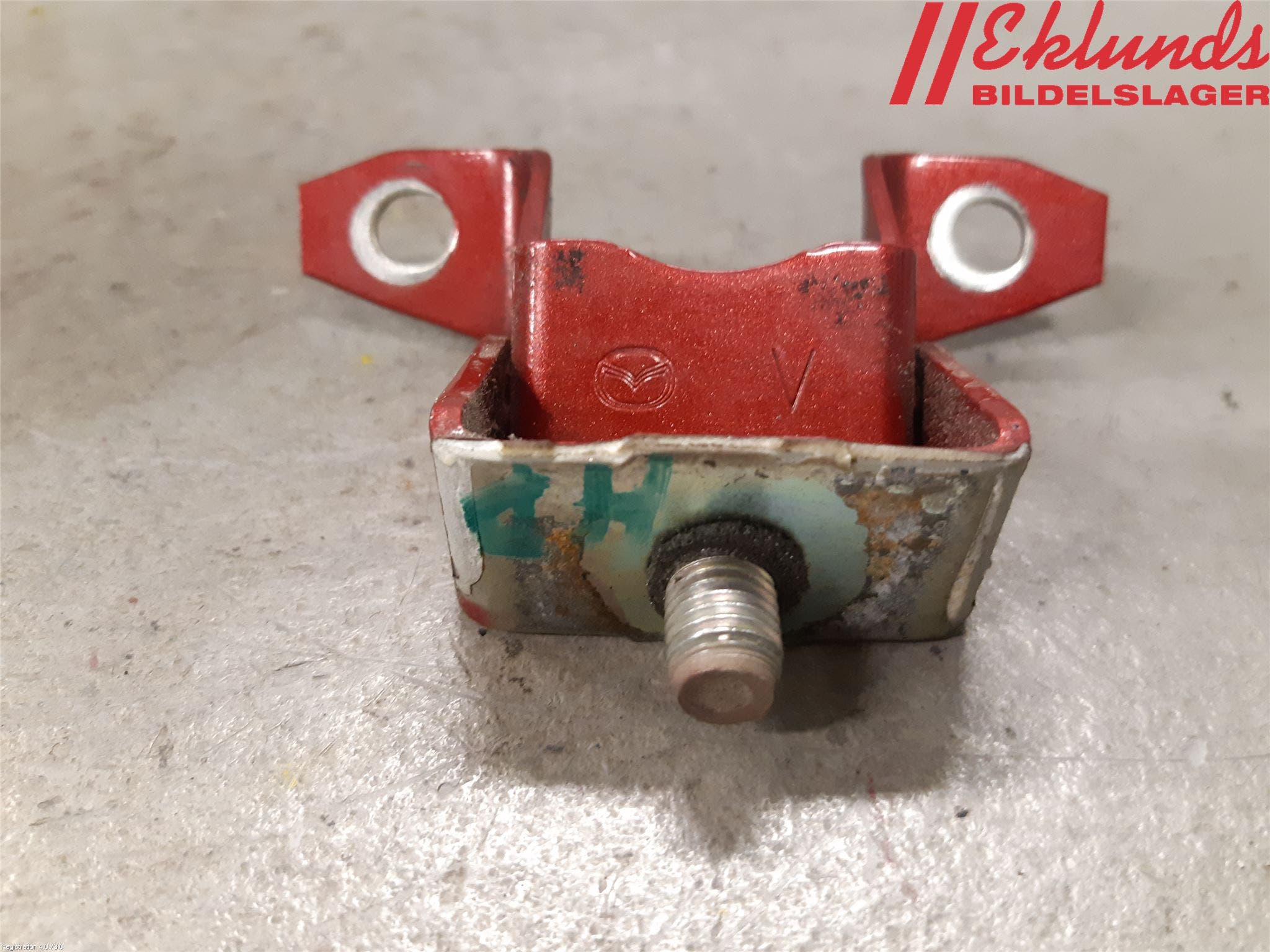 Mazda 2 (DJ) 15-22 Bakluckegångjärn Hö