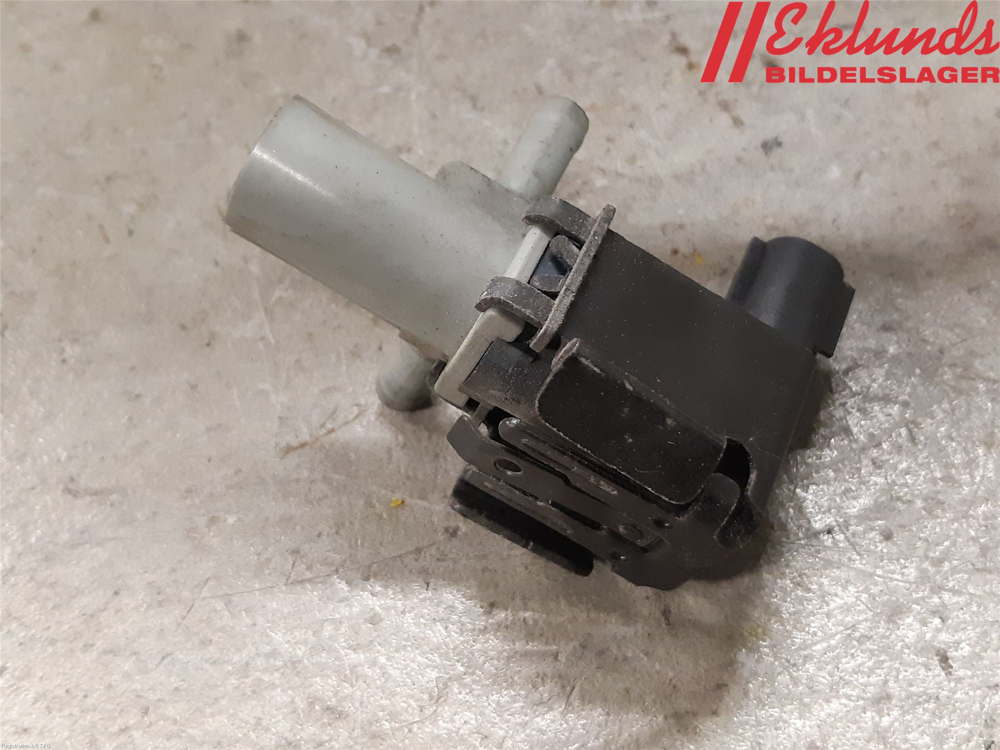 Toyota COROLLA 02-07 Vakuumventil