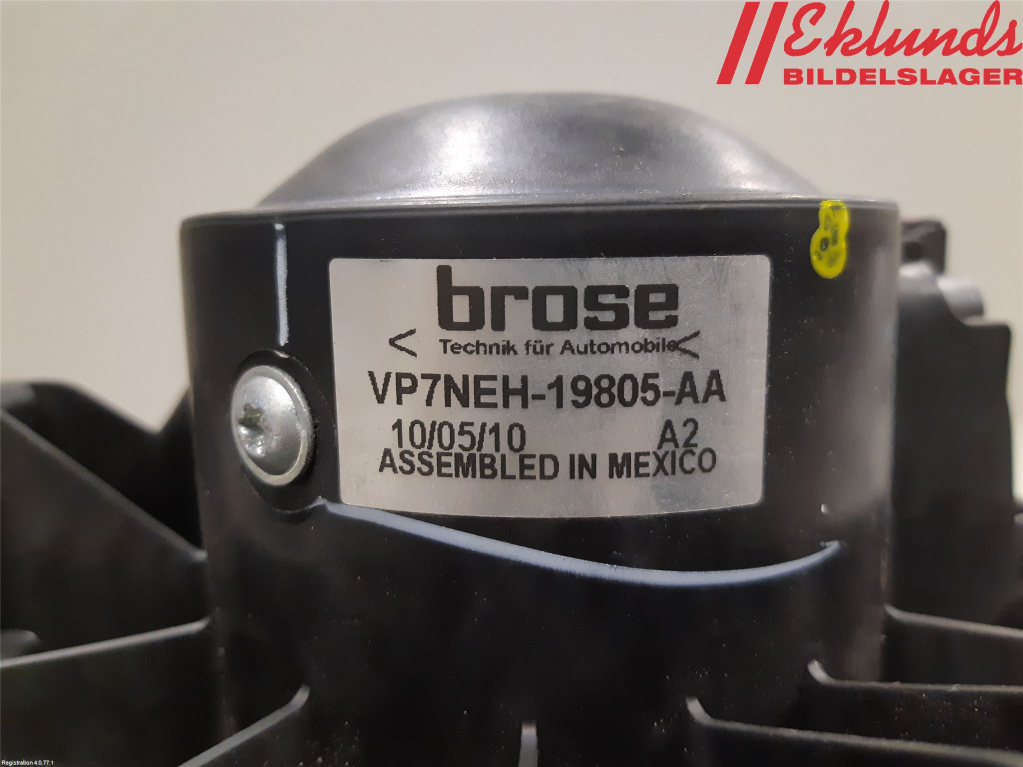 Nissan NAVARA 05-16 Värmefläkt