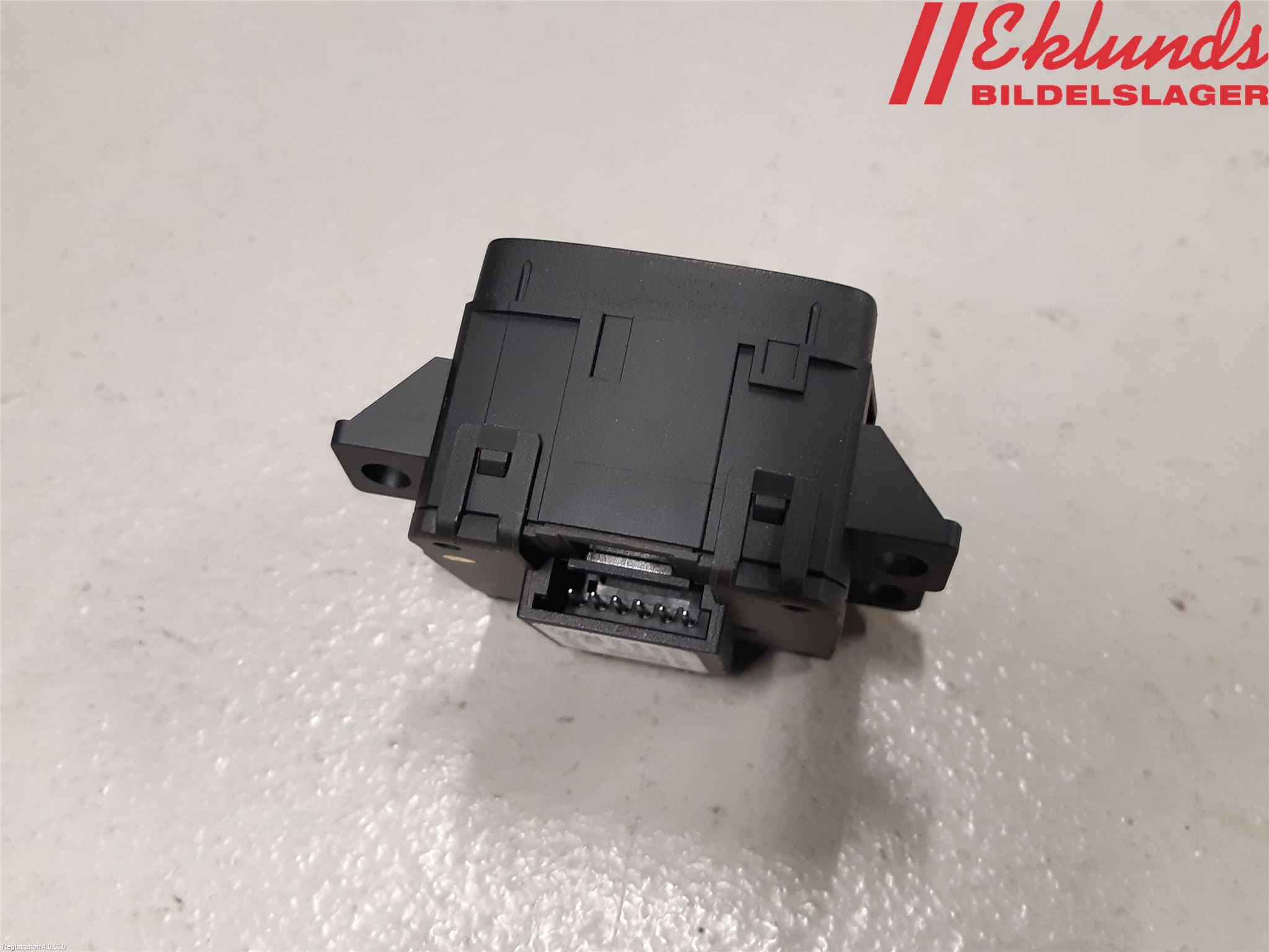 BMW 4 F32/F33/F82/F83 13-20 Strömställare Stolvärme
