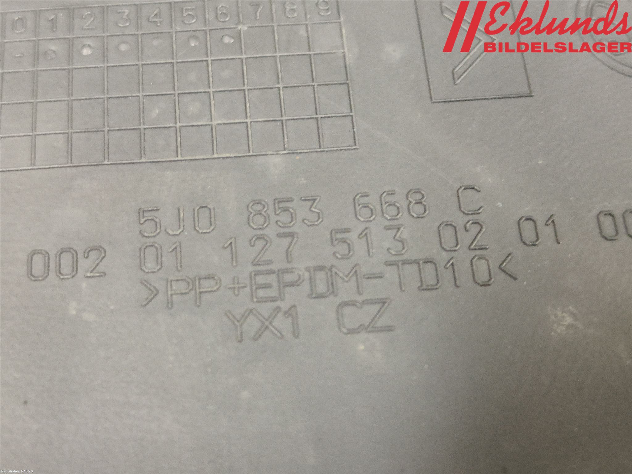 Skoda FABIA 07-14 Grill Komp
