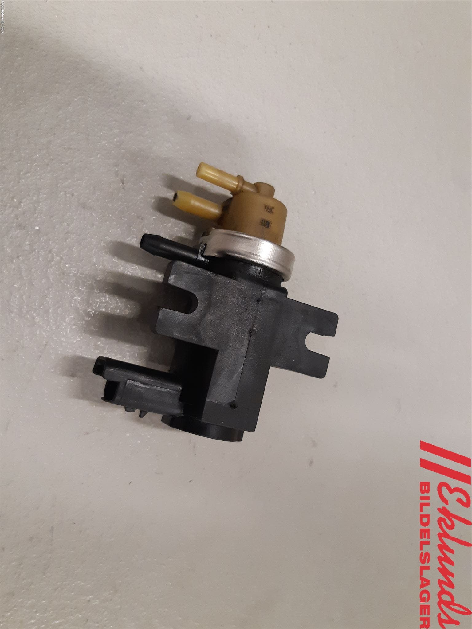 Ford FOCUS 11-14 Vakuumventil