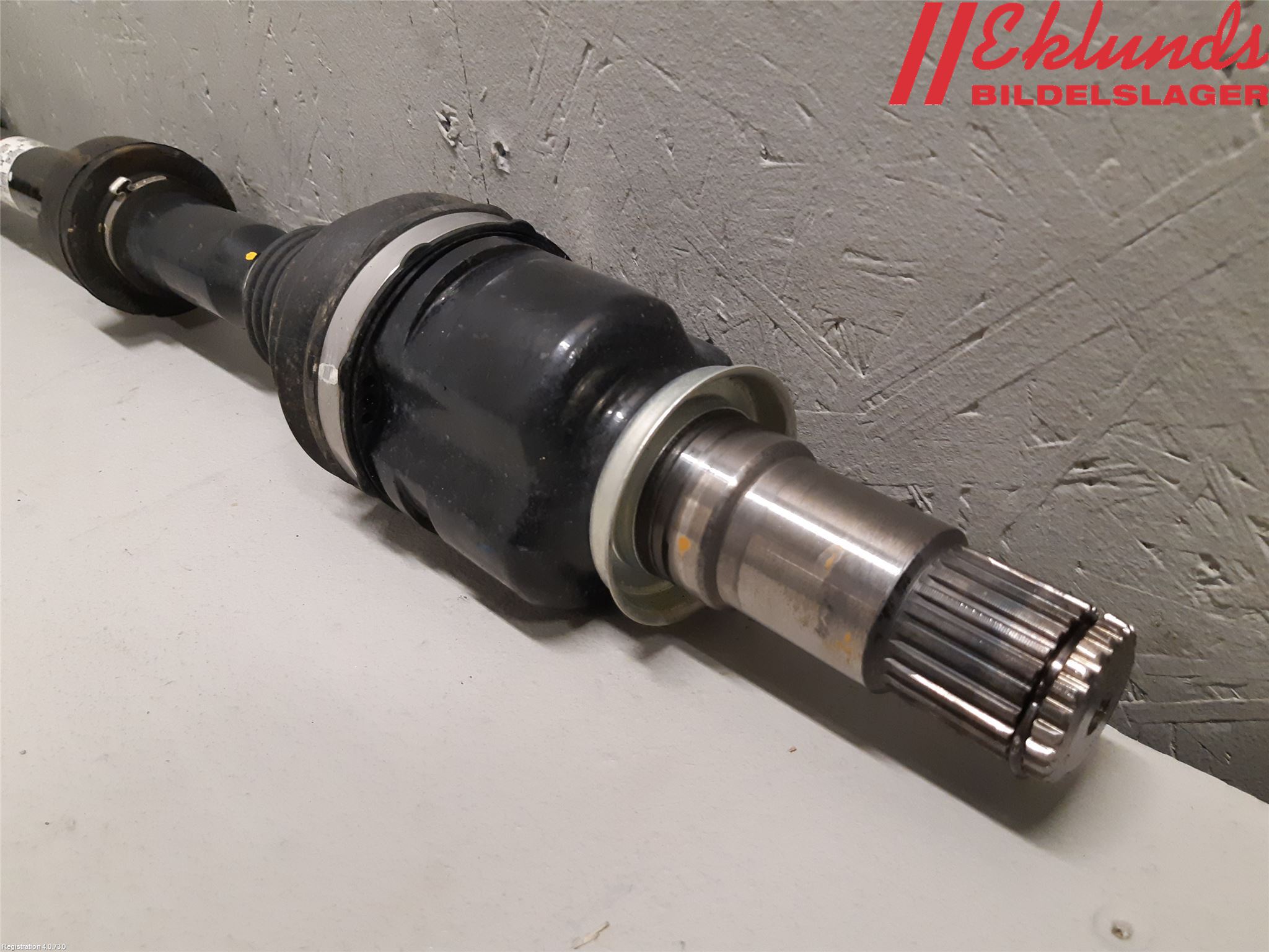 Toyota COROLLA 19- Drivaxel Fram Höger