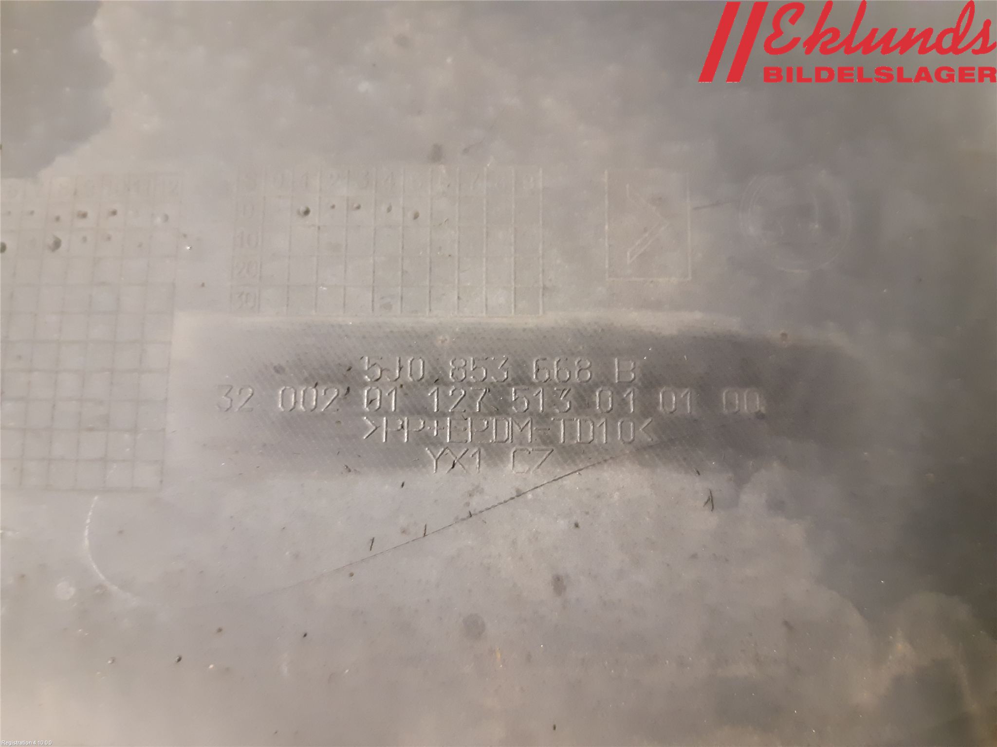 Skoda FABIA 07-14 Grill Komp