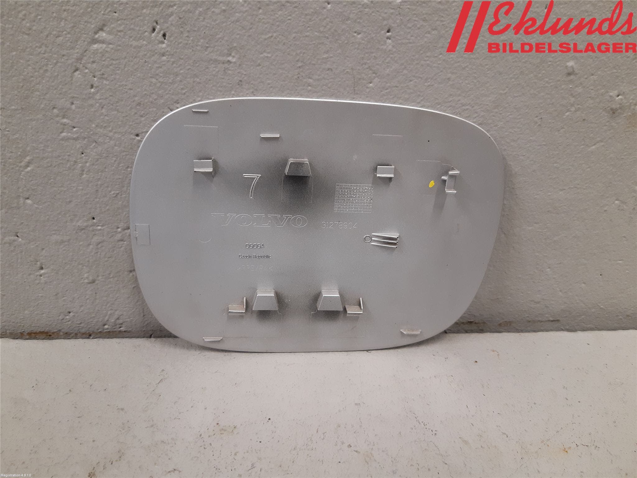 Volvo V70 14-16 Tanklucka