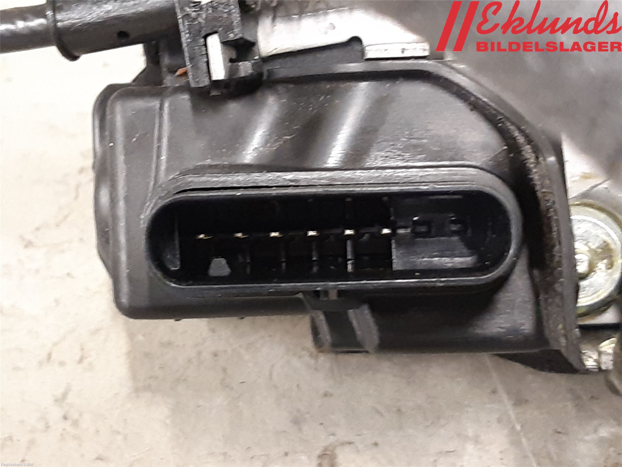 Volvo XC60 18- Låskista-Dörrlås