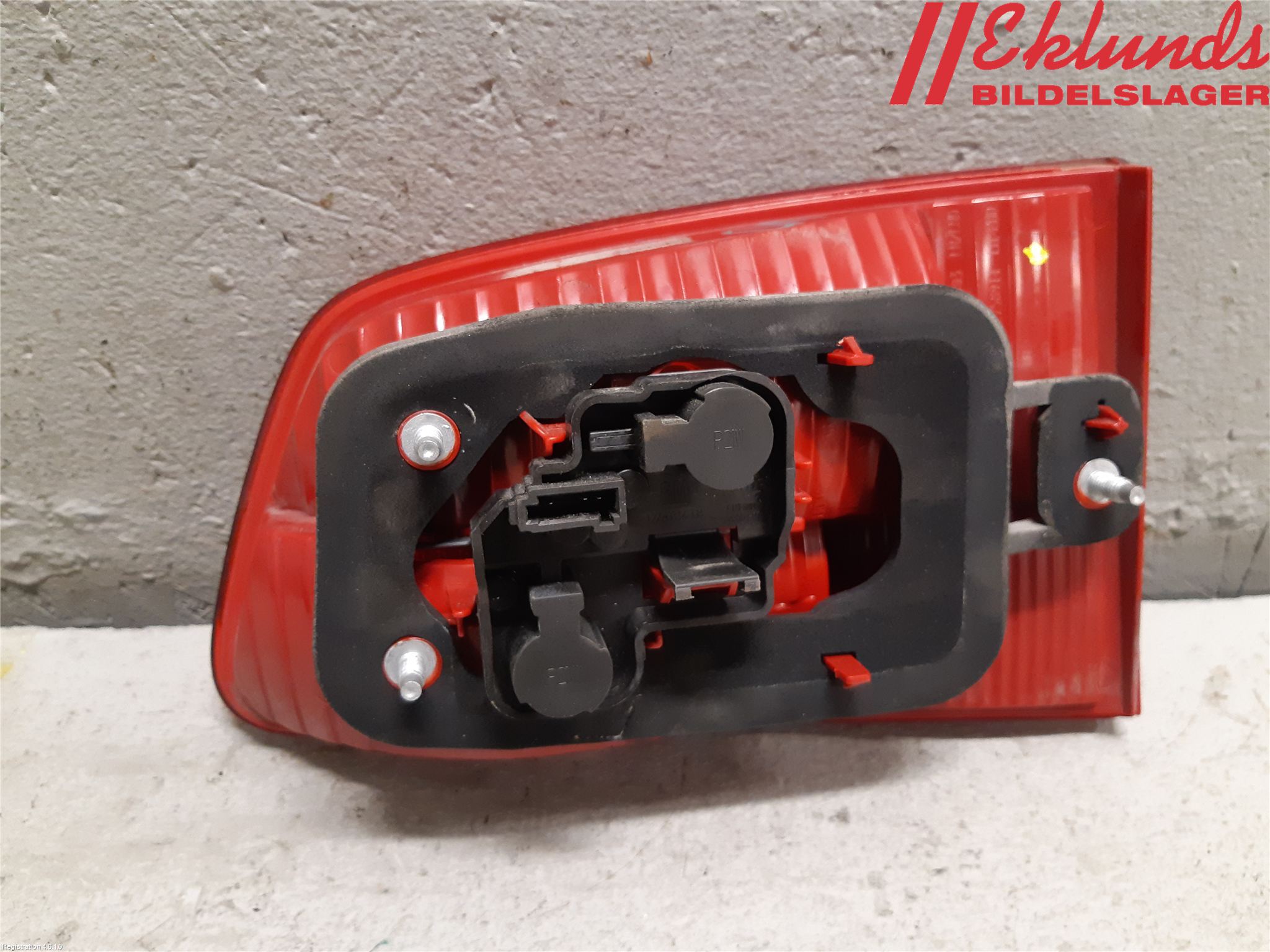 Saab 9-5     06-10 Bakljus Lucka Vä