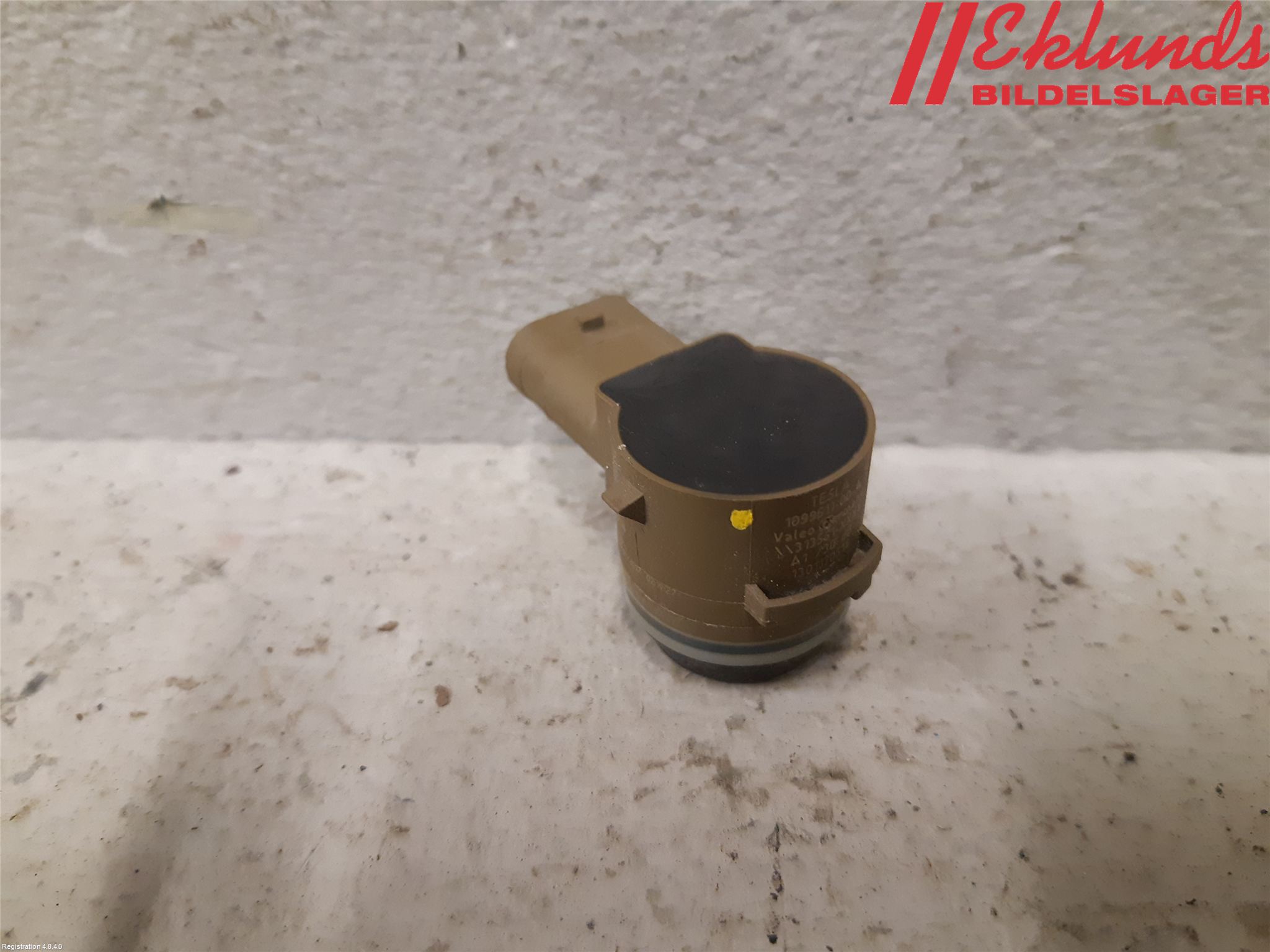 Tesla MODEL X 16- Parkeringshjälp Backsensor