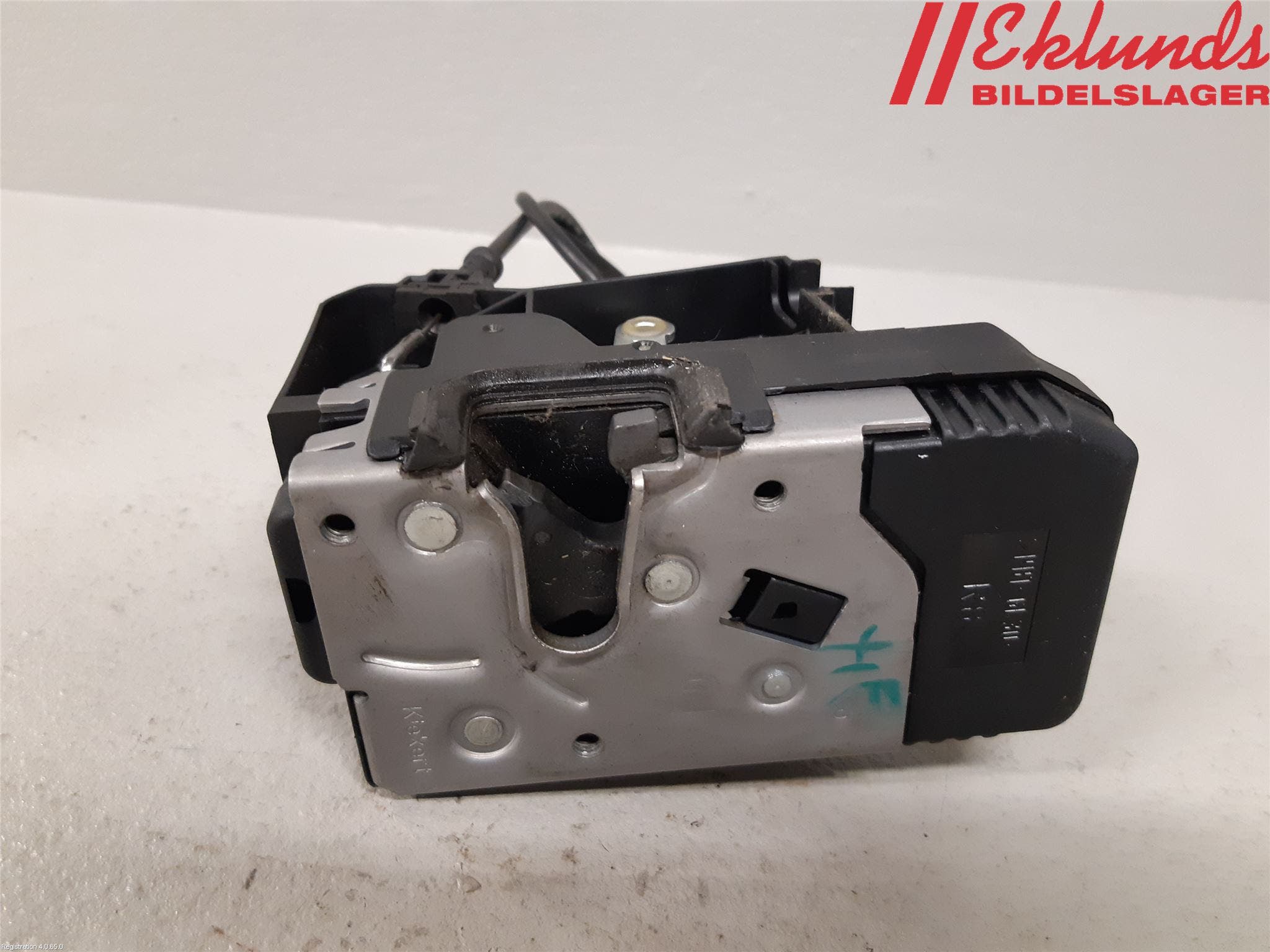 Opel VIVARO 01-14 Låskista-Dörrlås