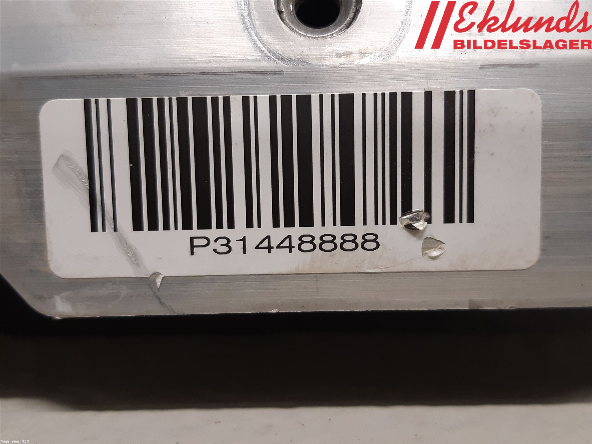 Volvo XC90/RECHARGE 16- Frontplåt