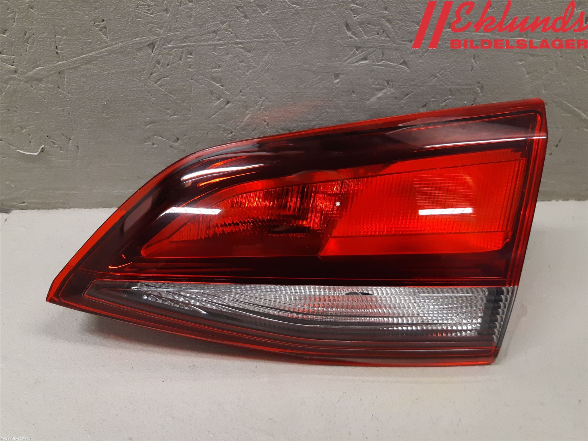 Opel ASTRA K 16-22 Bakljus Lucka Hö