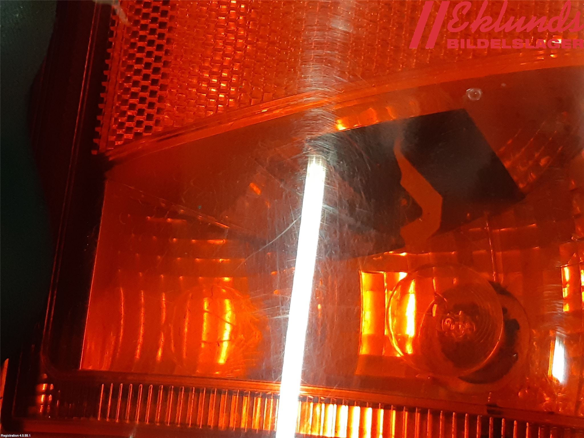 Ford TRANSIT CONNECT 09-13 Bakljus Höger