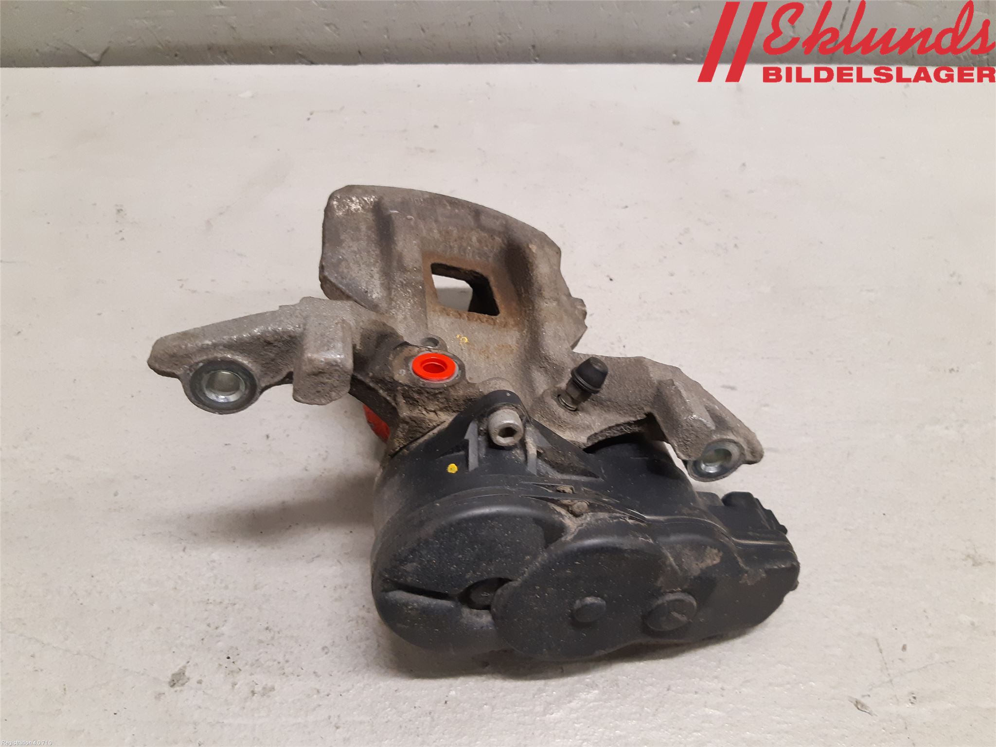 Toyota C-HR 16-23 Bromsok Bak Vänster