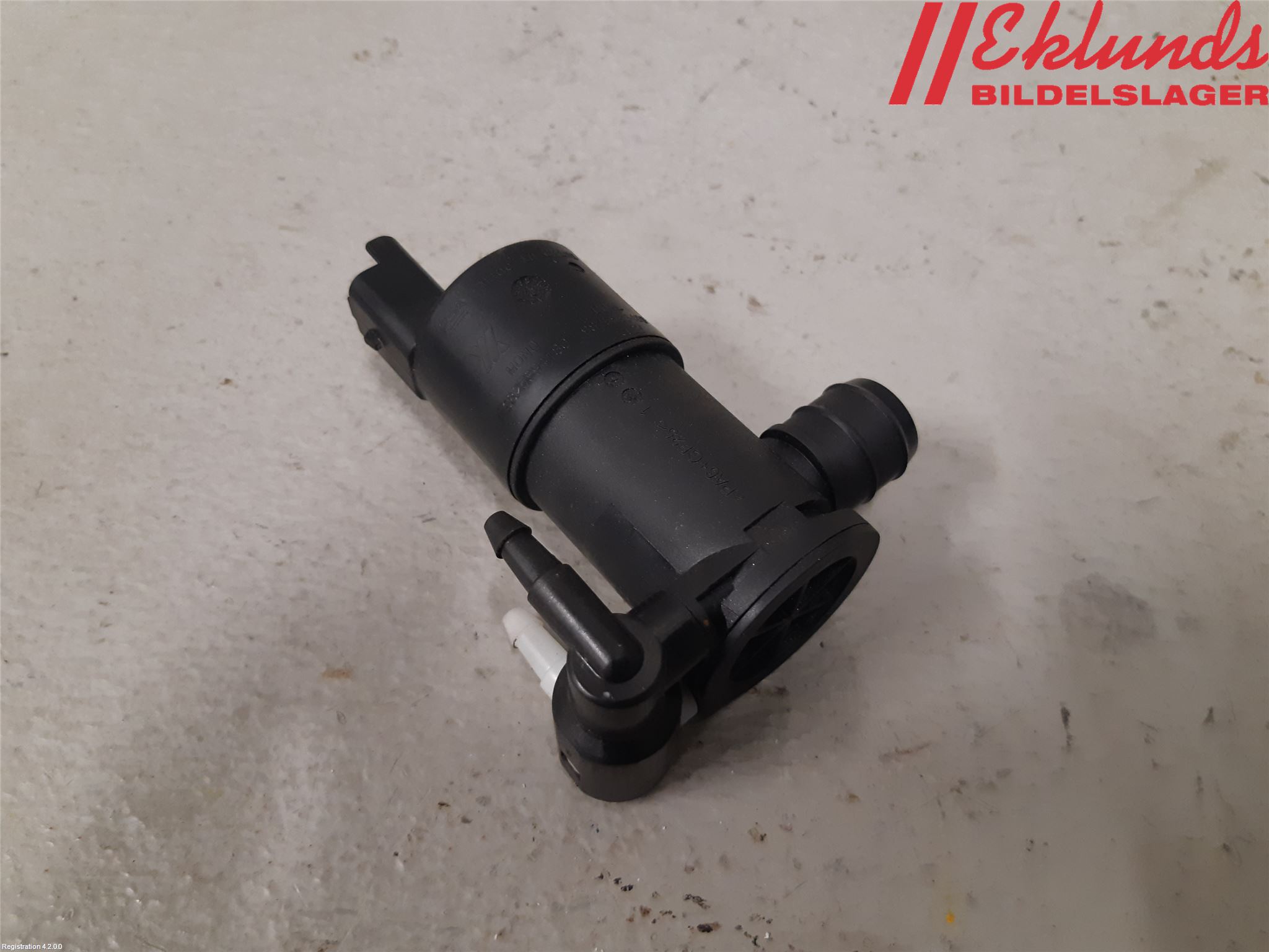 Peugeot 2008/E-2008 20- Spolarpump Vindruta