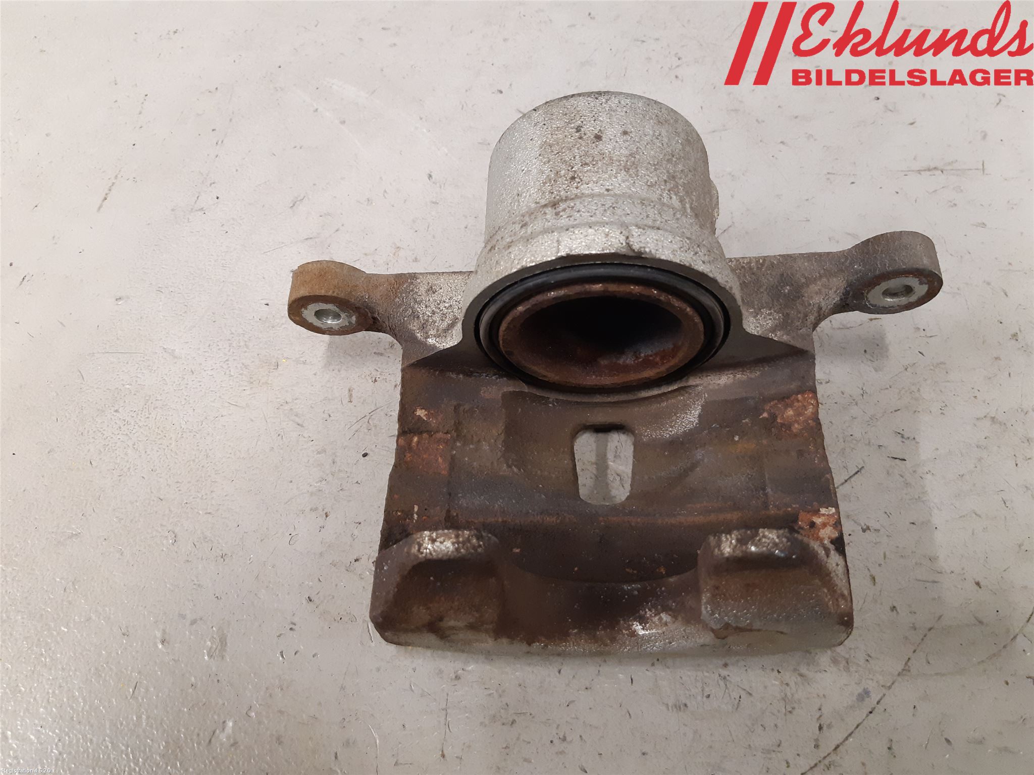 Kia CEED 12-18 Bromsok Fram Höger