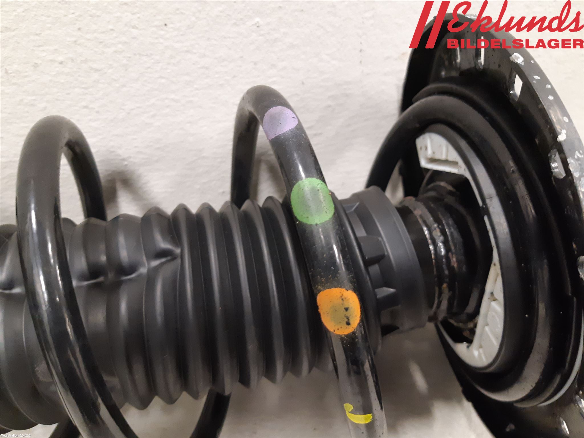 Peugeot 208/E-208 20- Fjäderben Fram Höger