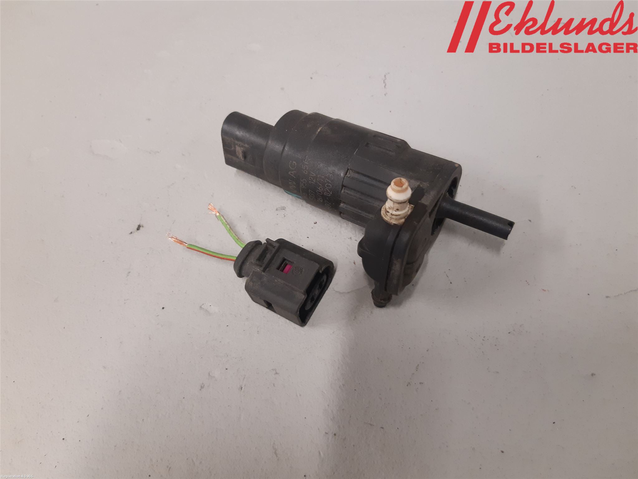Volkswagen VW GOLF VI 09-13 Spolarpump Vindruta