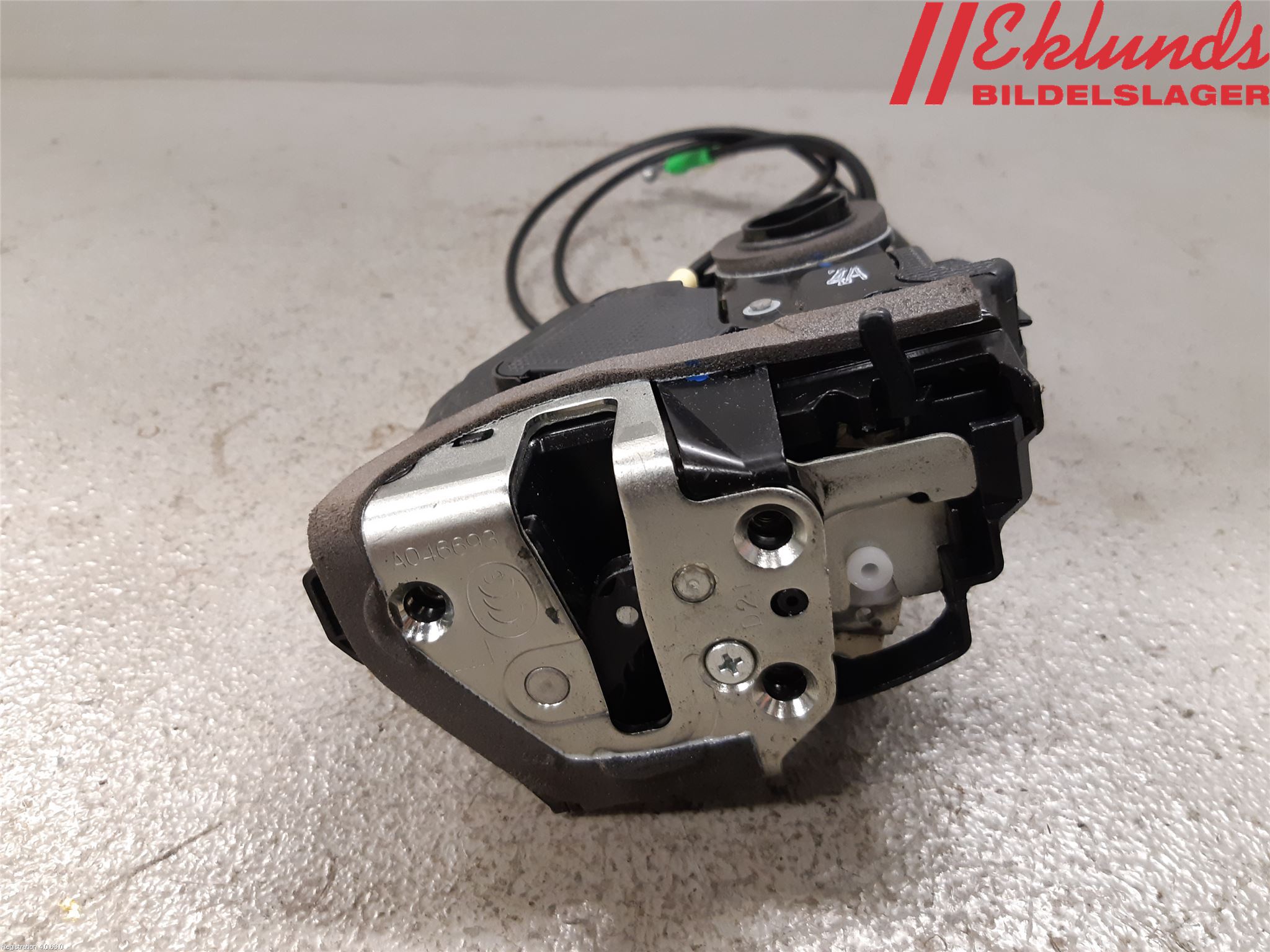 Toyota VERSO 09-18 Låskista-Dörrlås