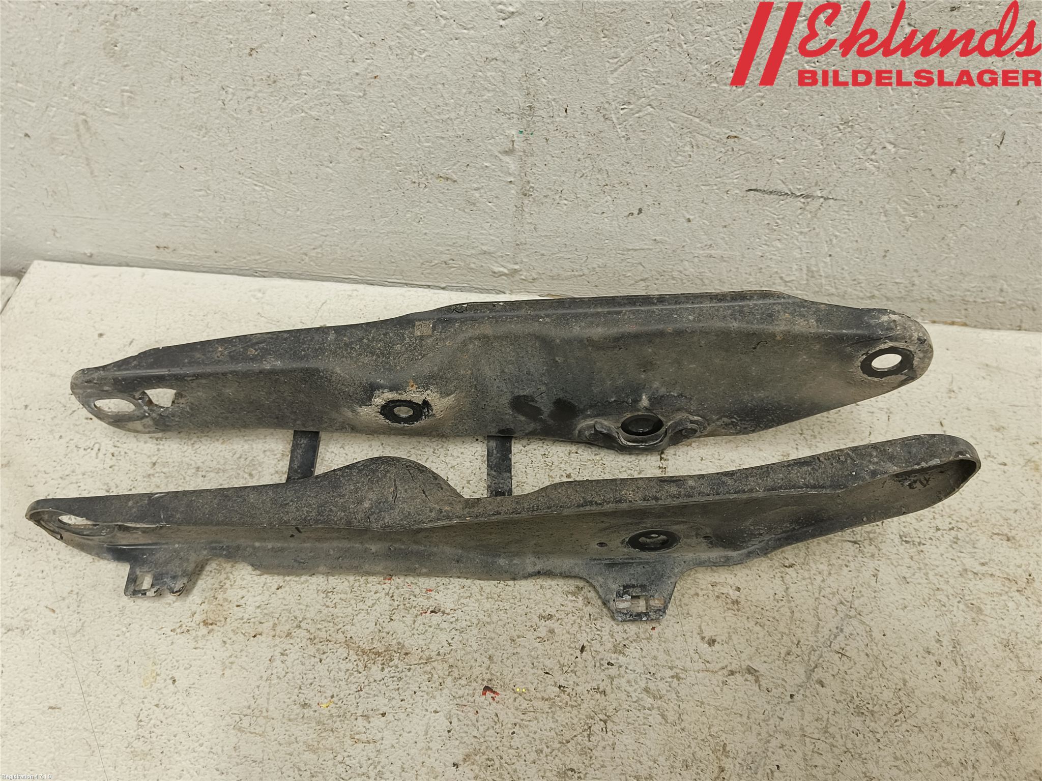 BMW 5 G30/G31/F90 17-23 Bärarm Bak Vänster