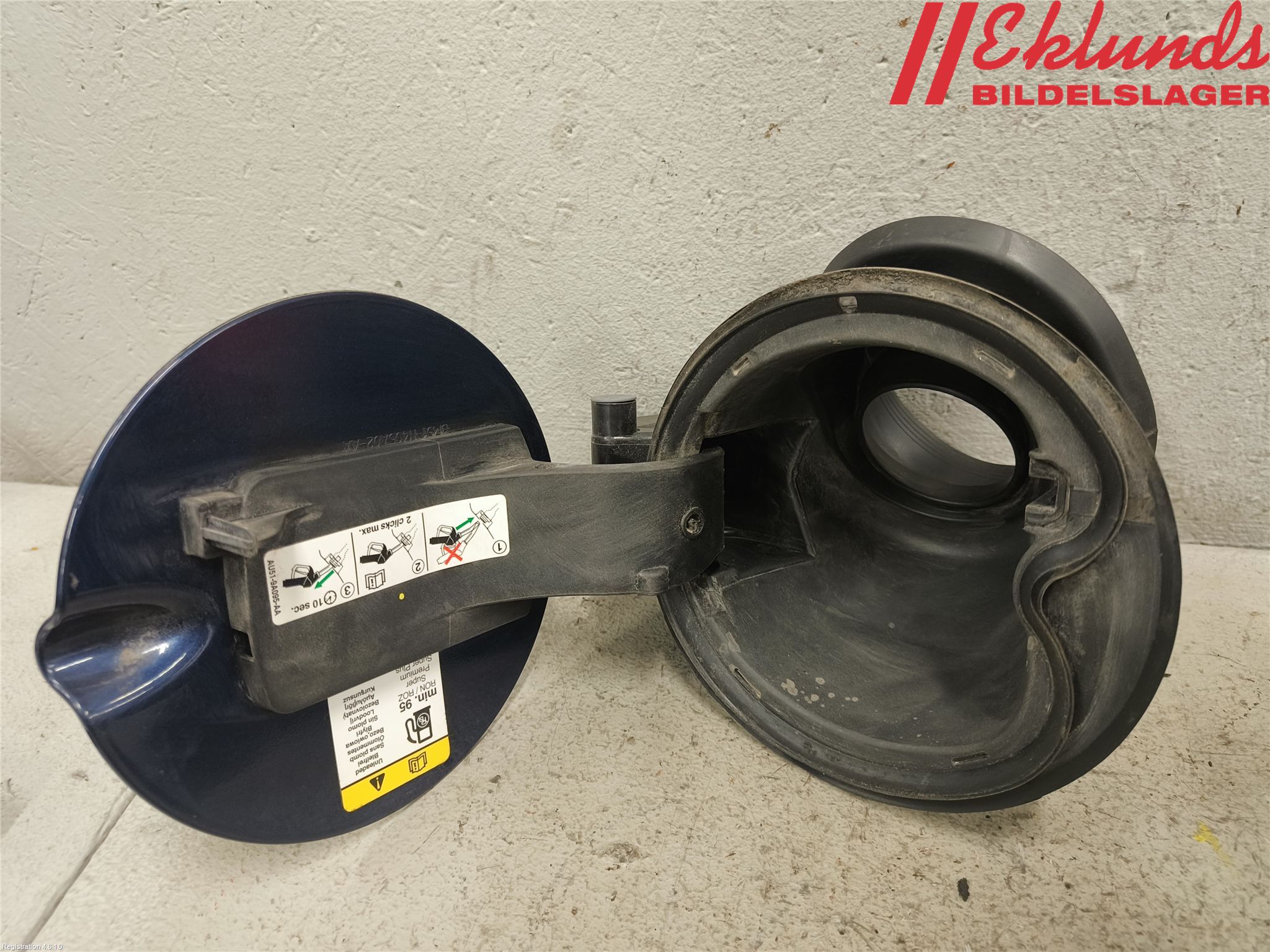 Ford FOCUS 11-14 Tanklucka