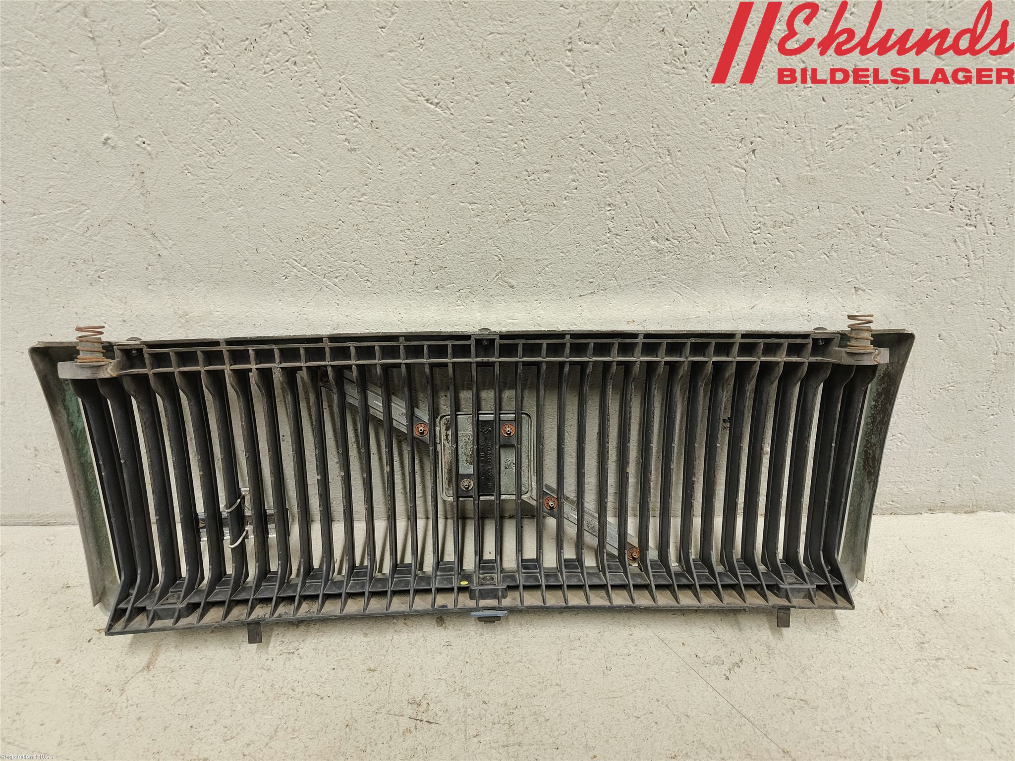 Volvo 240 88-93 Grill Komp