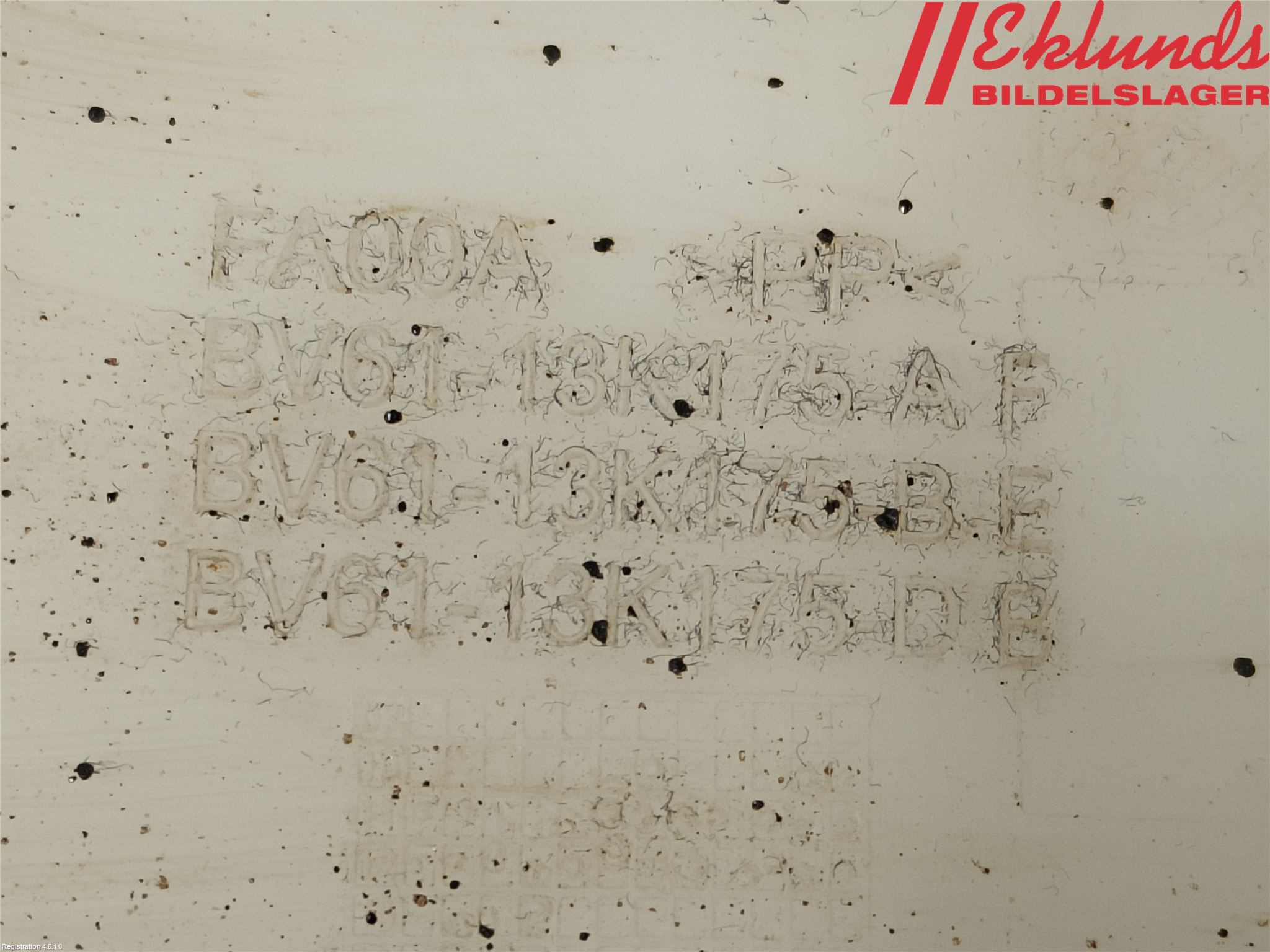 Ford FOCUS 11-14 Spolartank Vindruta