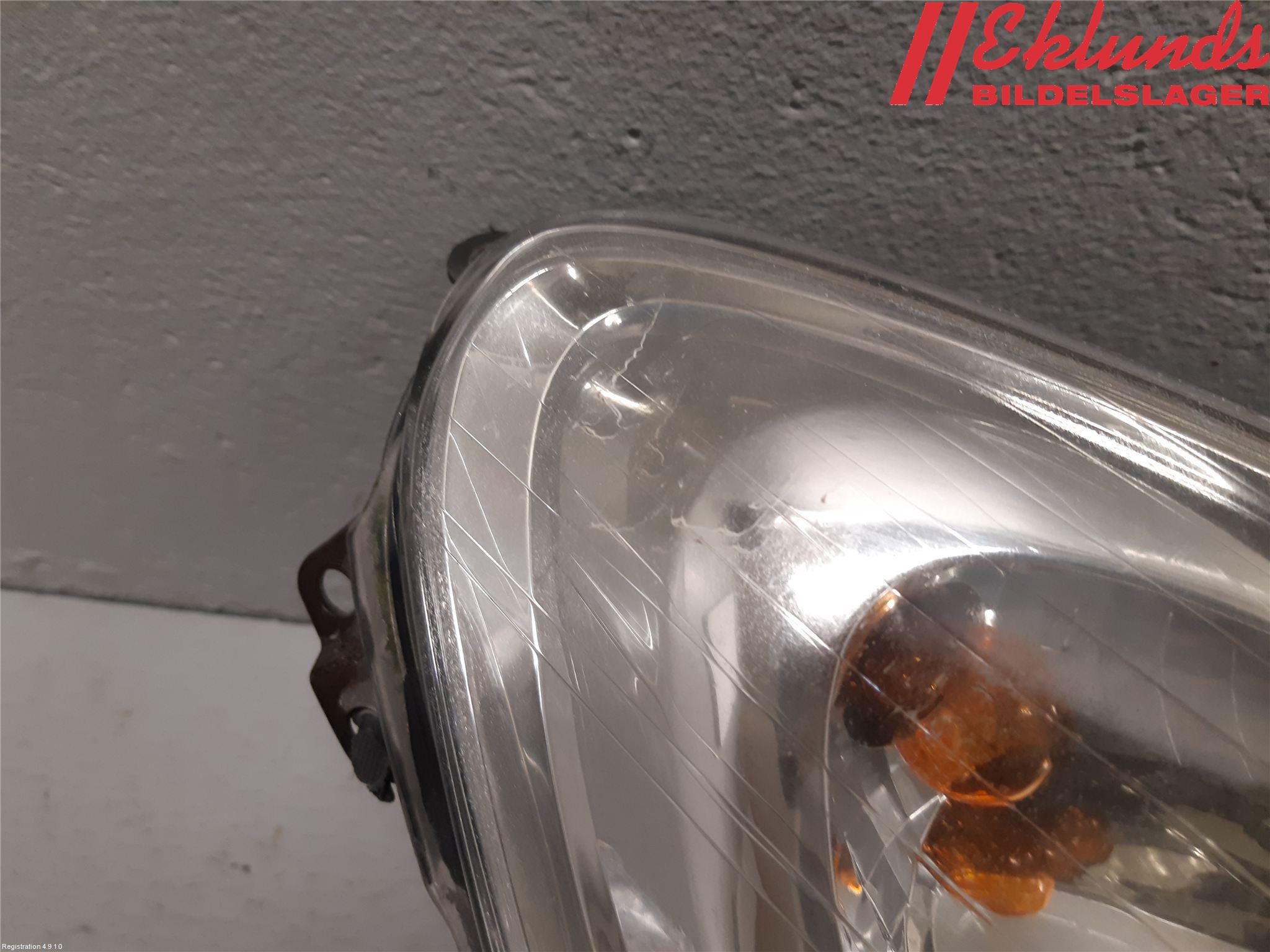 Opel CORSA D 07-14 Strålkastare Höger