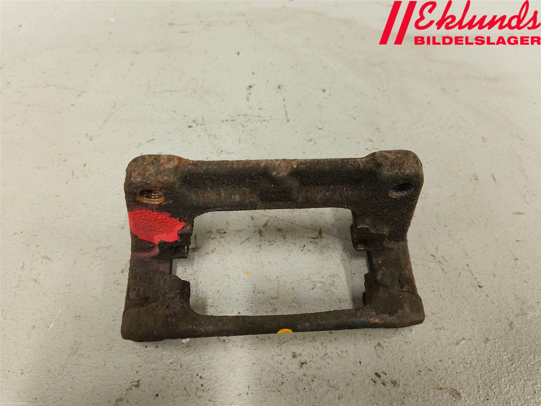 Toyota PROACE II 16- Bromsokshållare