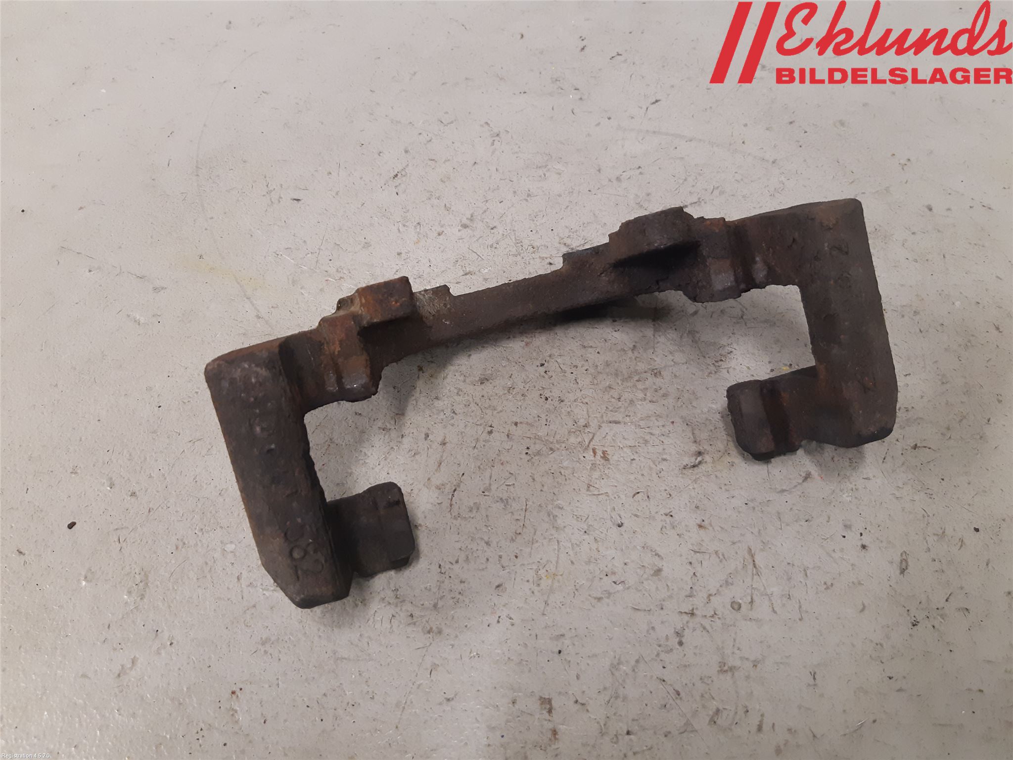 BMW 5 E60/61 Sed/Tou 02-10 Bromsokshållare