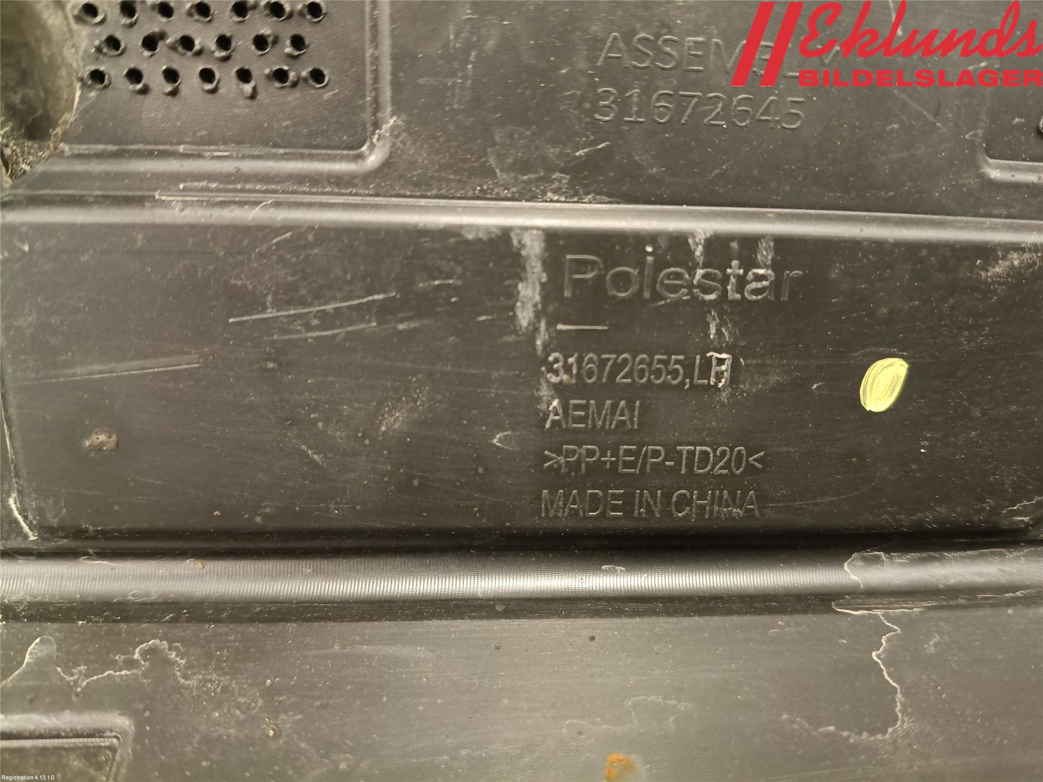 Polestar 2 20- Dörr Dekorlist Fram Vä