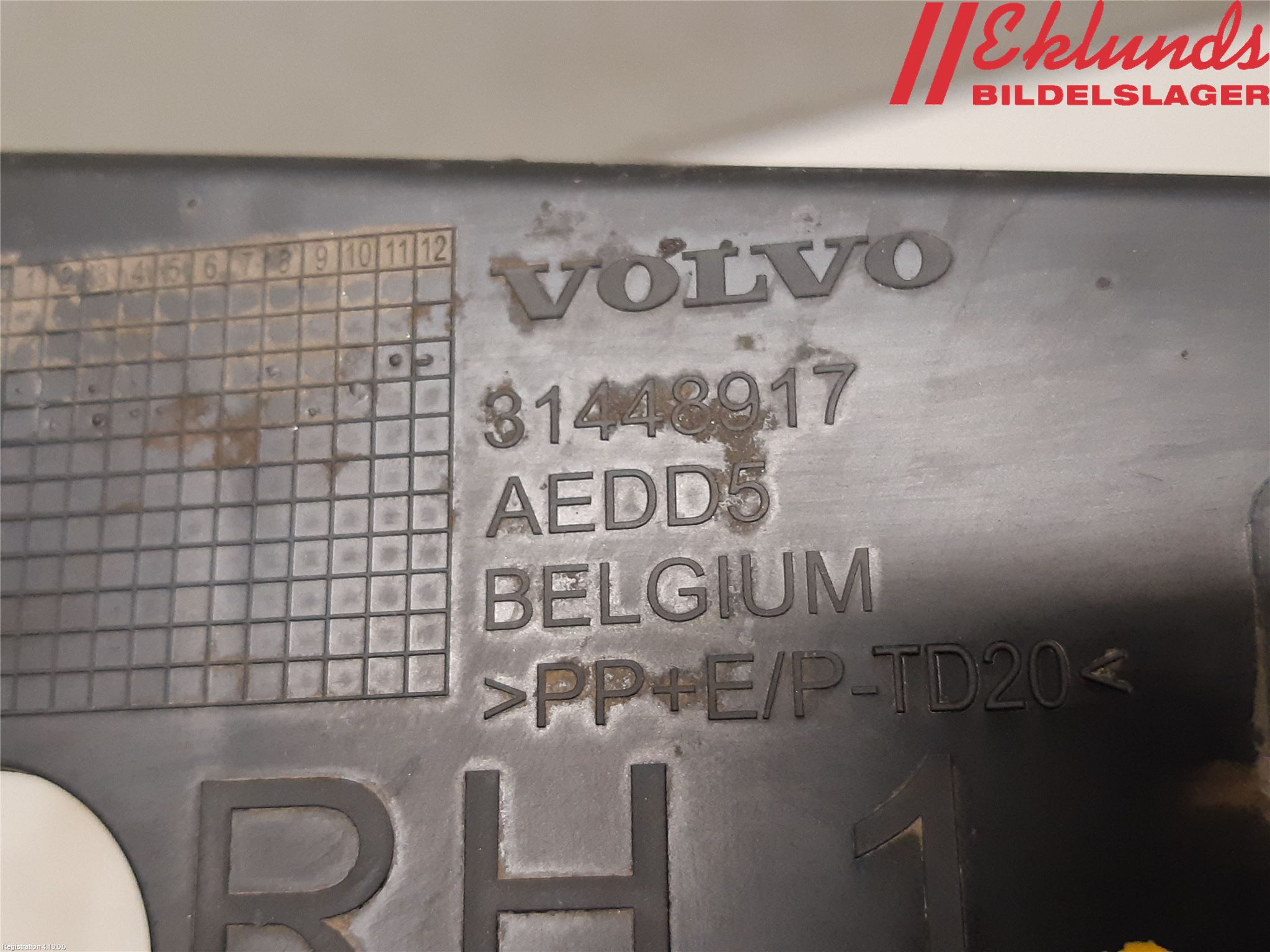 Volvo V60 19- Sidokjol Hö