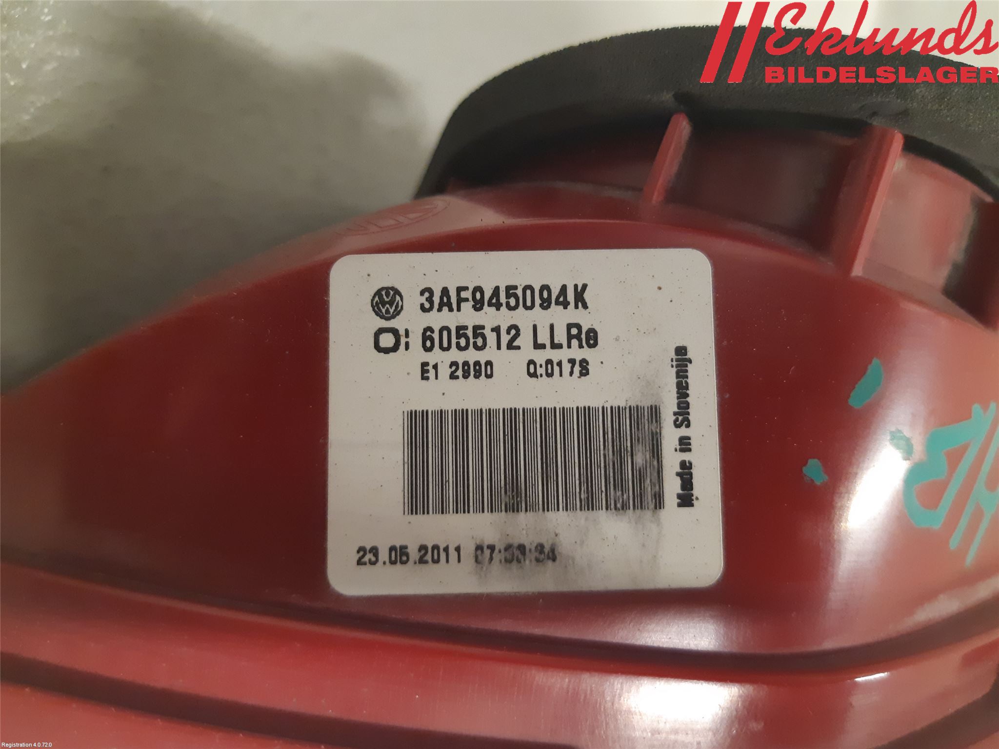 Volkswagen VW PASSAT 11-14 Bakljus Lucka Hö