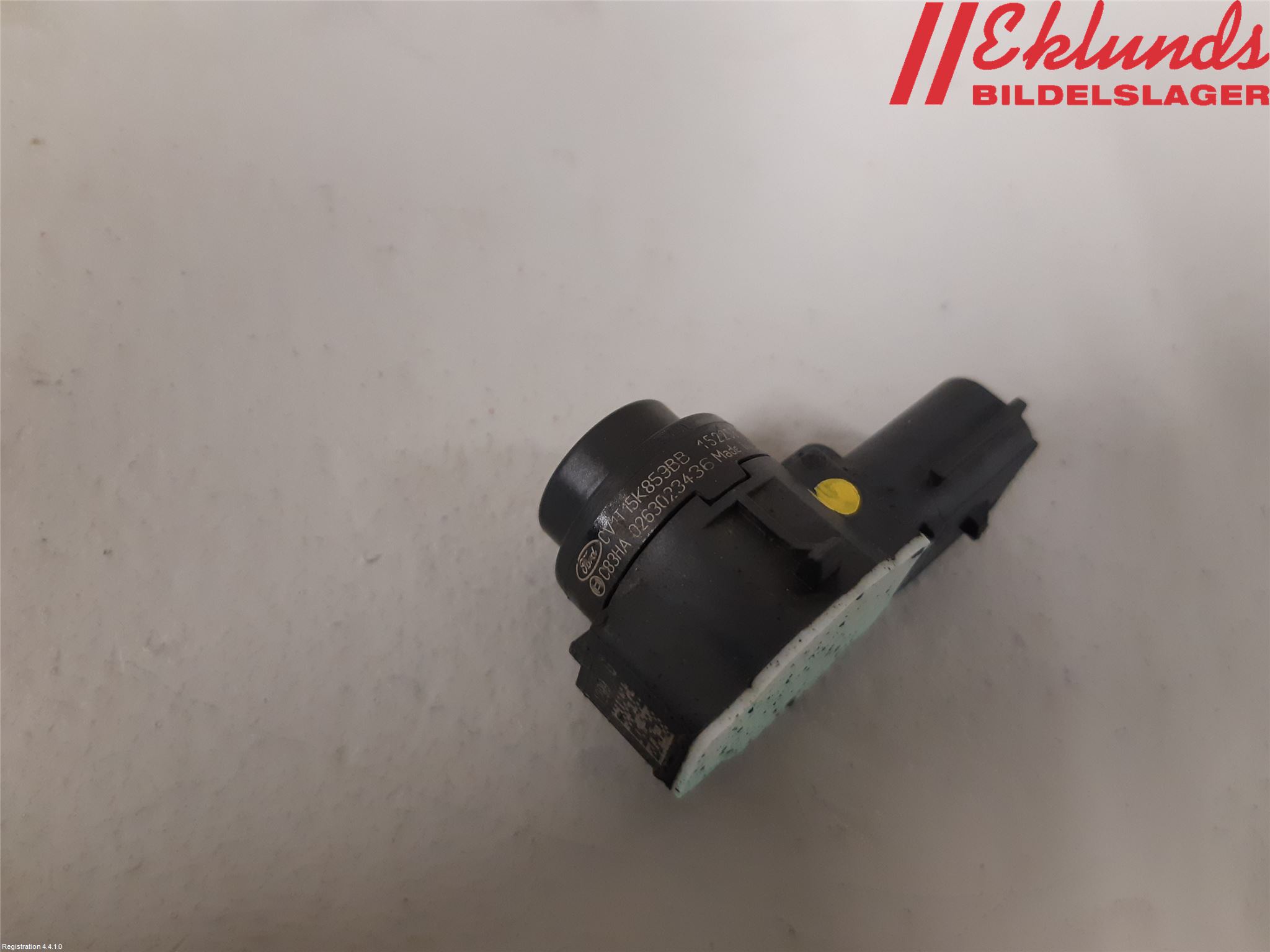 Ford TRANSIT/TOURNEO COURIER 13-23 Parkeringshjälp Backsensor