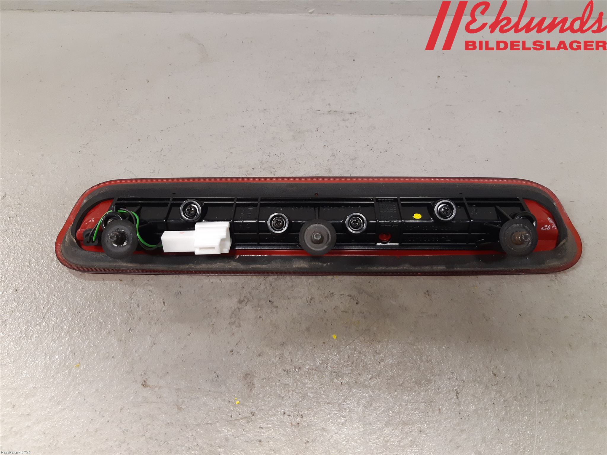 Kia SPORTAGE (JE) 05-10 Bromsljus Bakruta