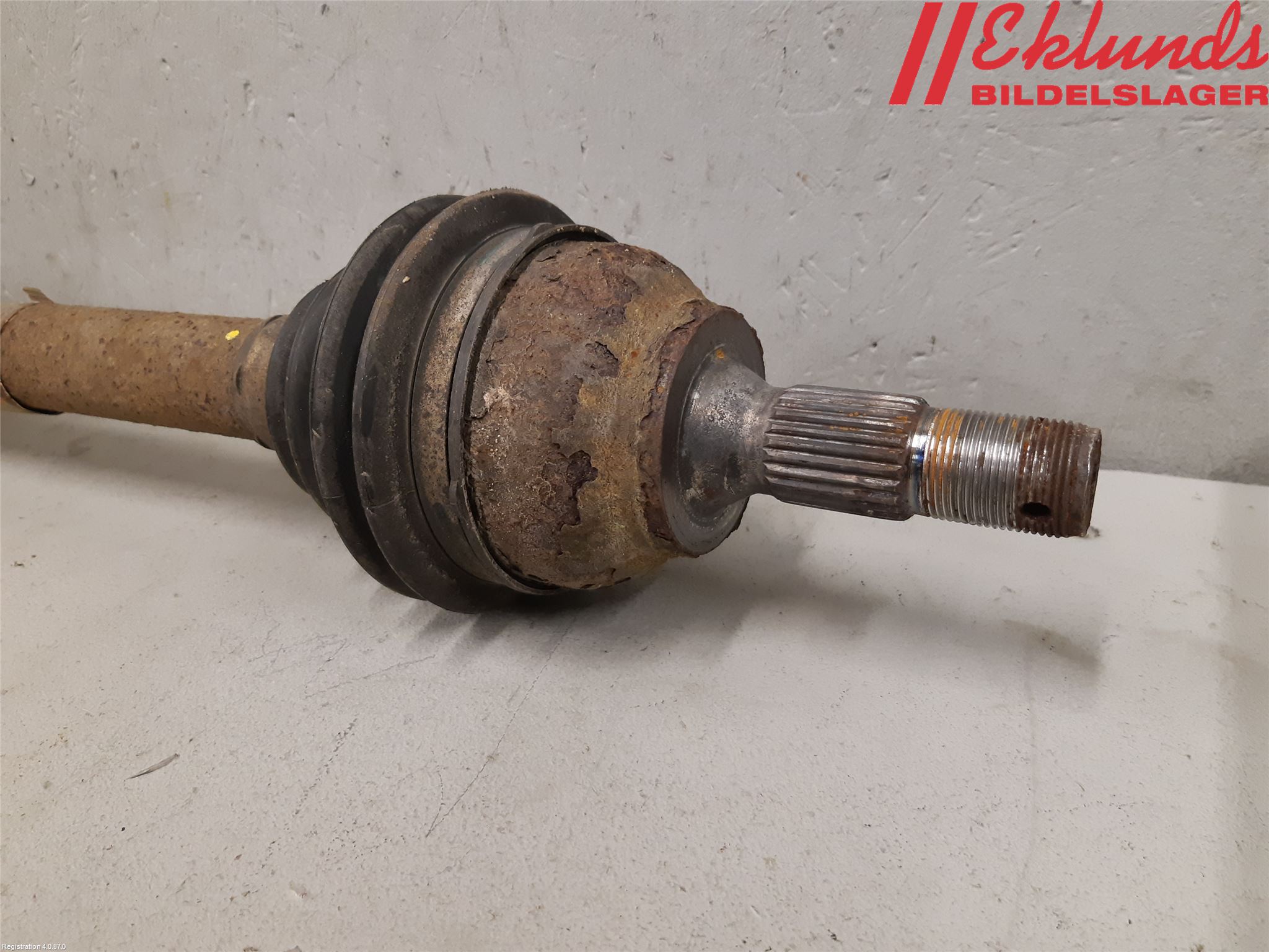 Peugeot PARTNER 16-18 Drivaxel Fram Höger