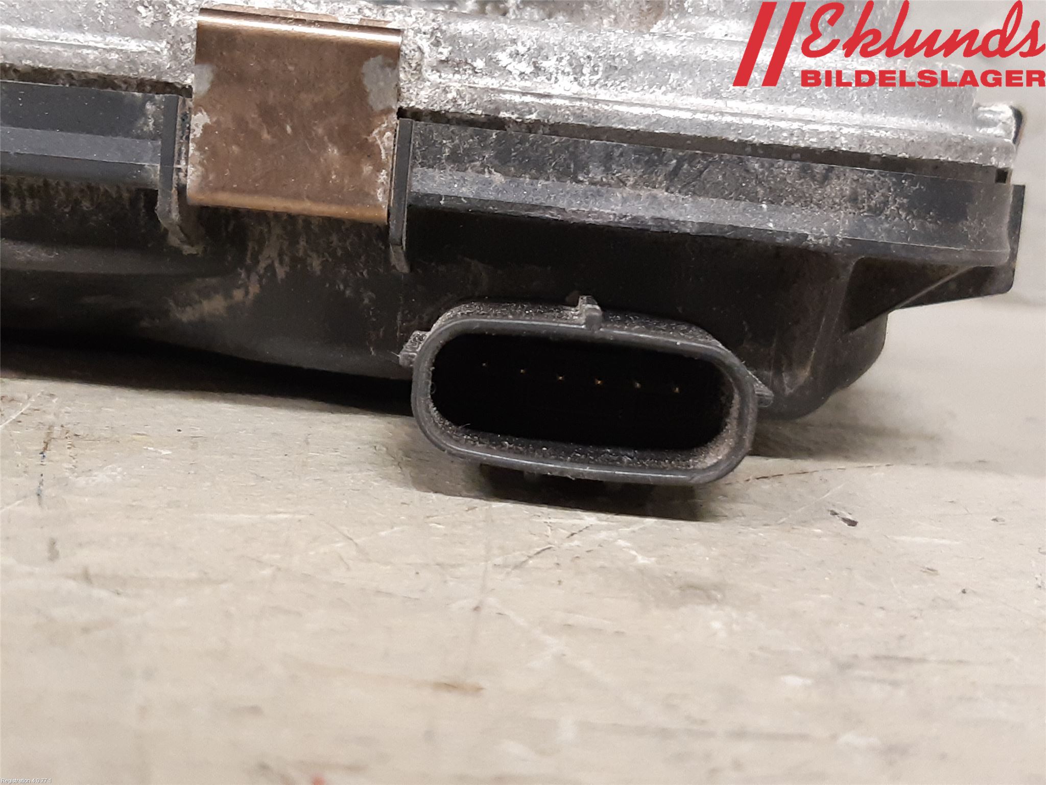 Toyota RAV4 19- Injspjällhus