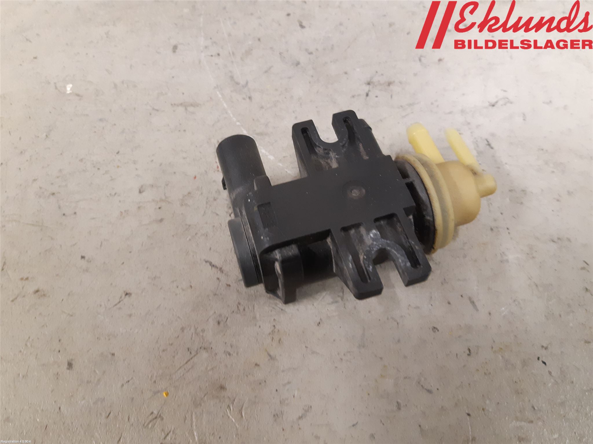 Volkswagen VW PASSAT 11-14 Vakuumventil