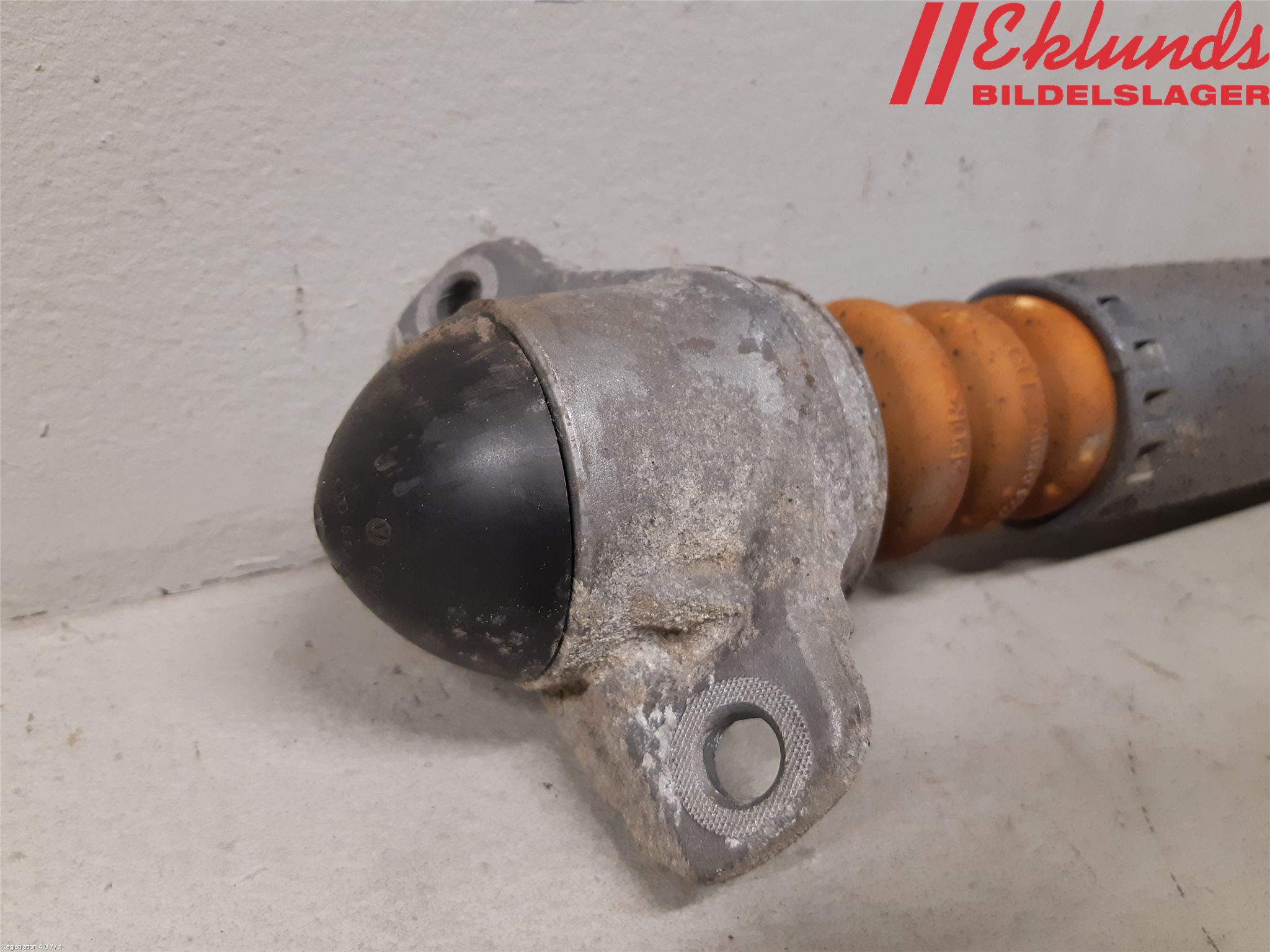 Audi Q2/SQ2 17- Stötdämpare Bak