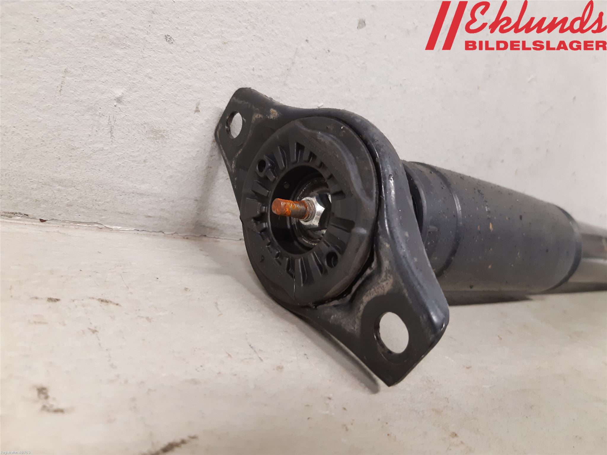 Volvo V60 CROSS COUNTRY 16-18 Stötdämpare Bak