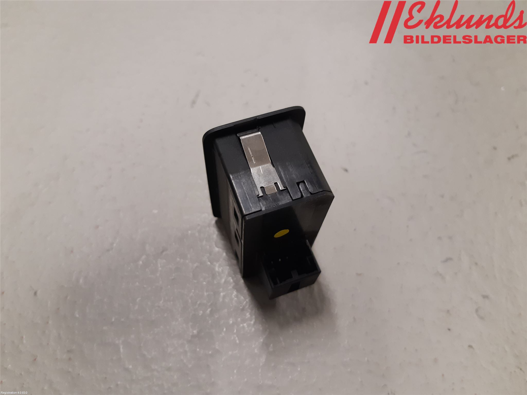 Audi A6/S6 4G 11-18 Strömställare Baklucka