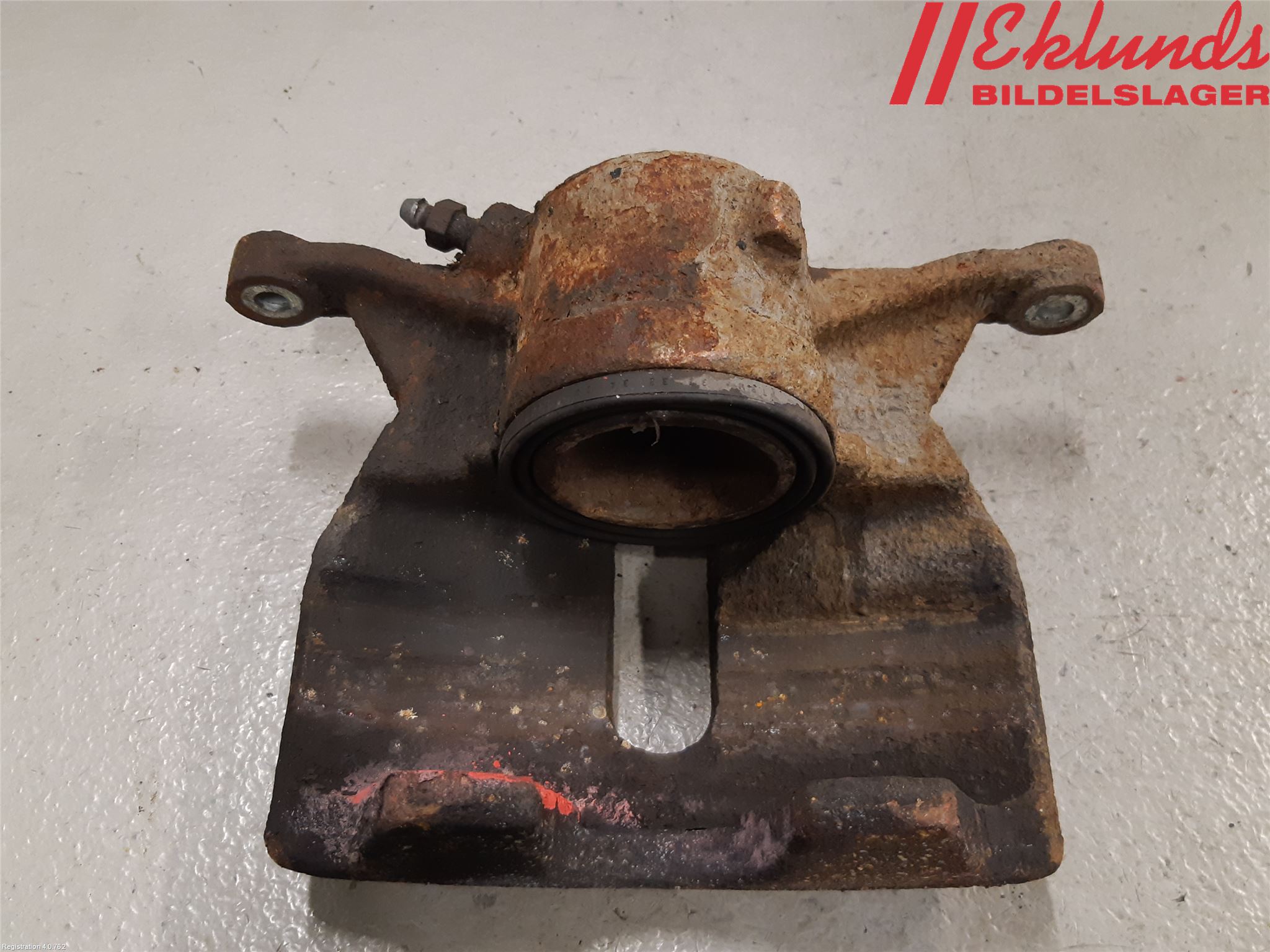 Volkswagen VW PASSAT 15-19 Bromsok Fram Vänster