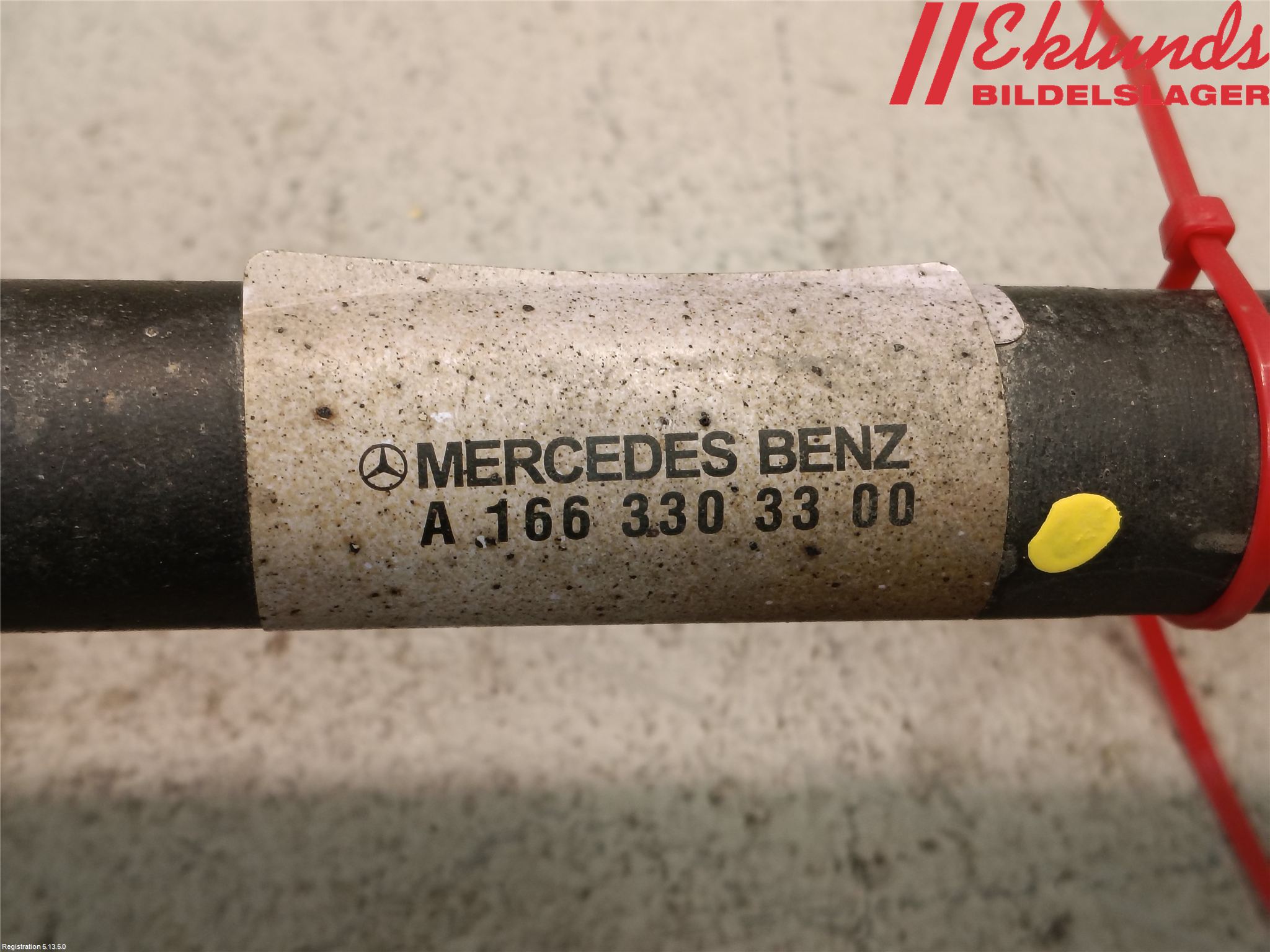 Mercedes-Benz MB ML/GLE-KLASS (W166) 12-18 Drivaxel Fram Vänster