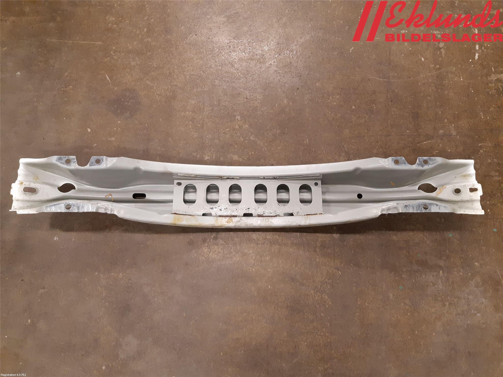 Volvo V60 11-13 Stötfångarbalk Bak