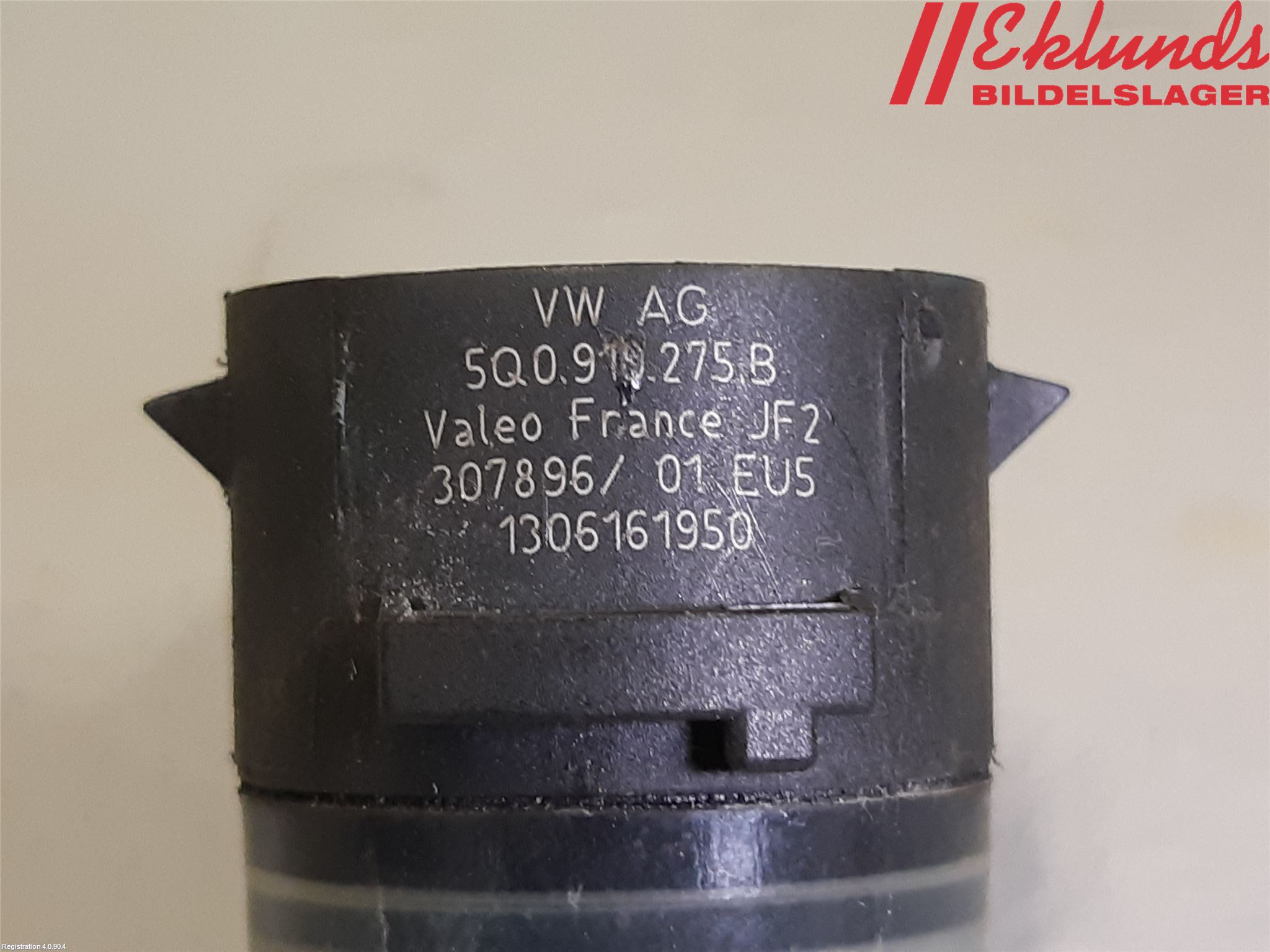 Volkswagen VW TRANSP/CARAVELLE (T6) 16-22 Parkeringshjälp Frontsensor