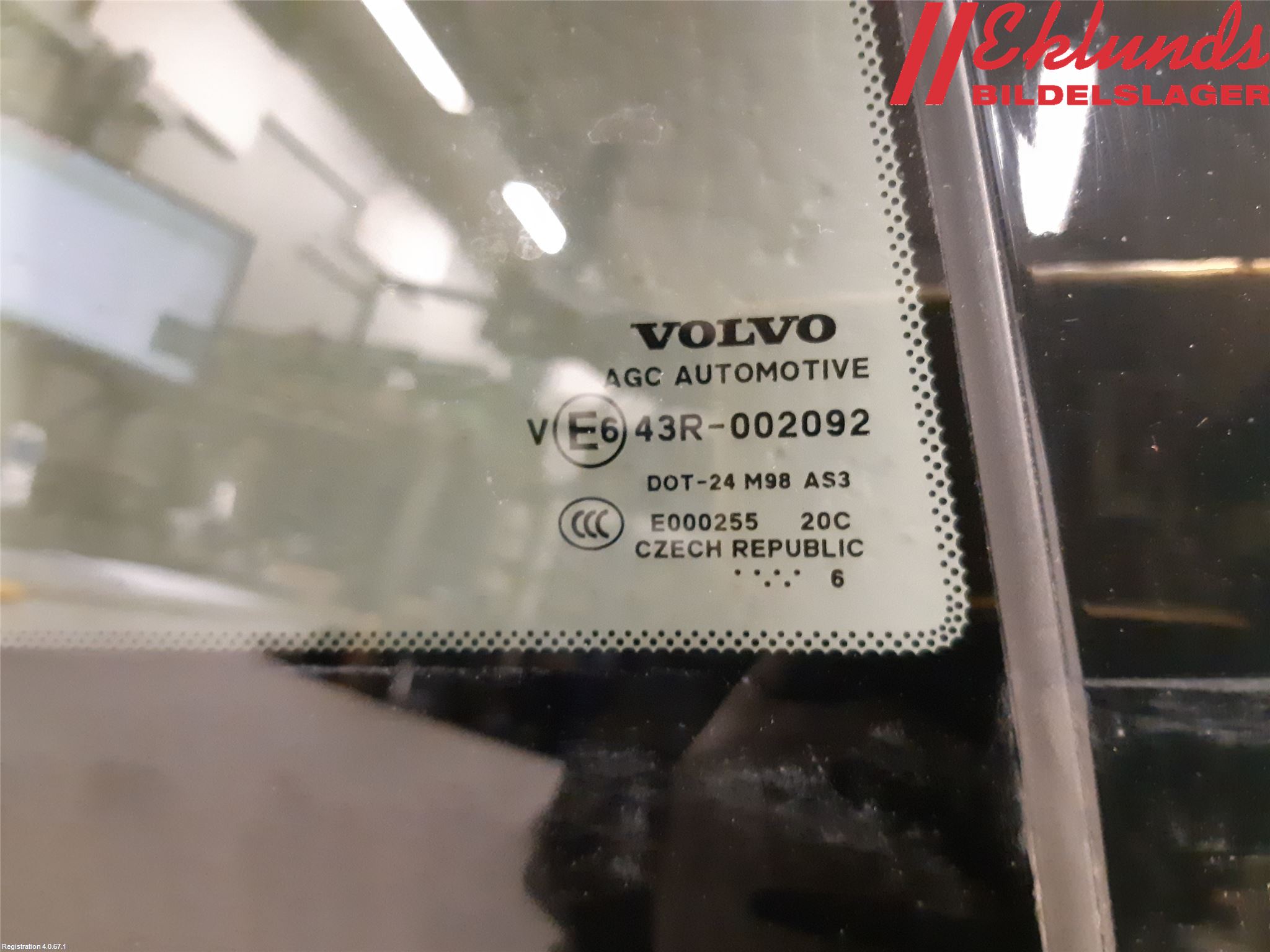Volvo XC90/RECHARGE 16- Dörruta Bak Lilla Hö