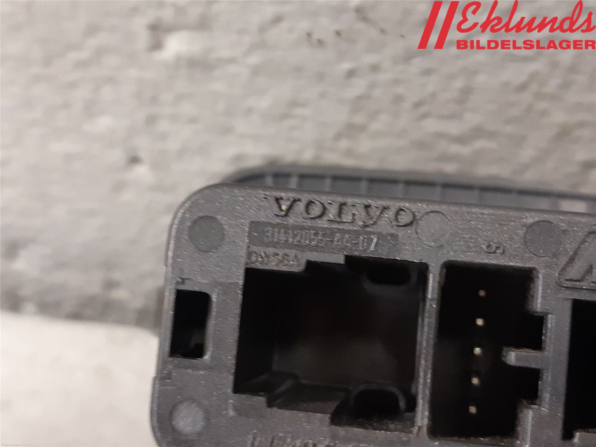 Volvo V70 14-16 Strömställare Baklucka