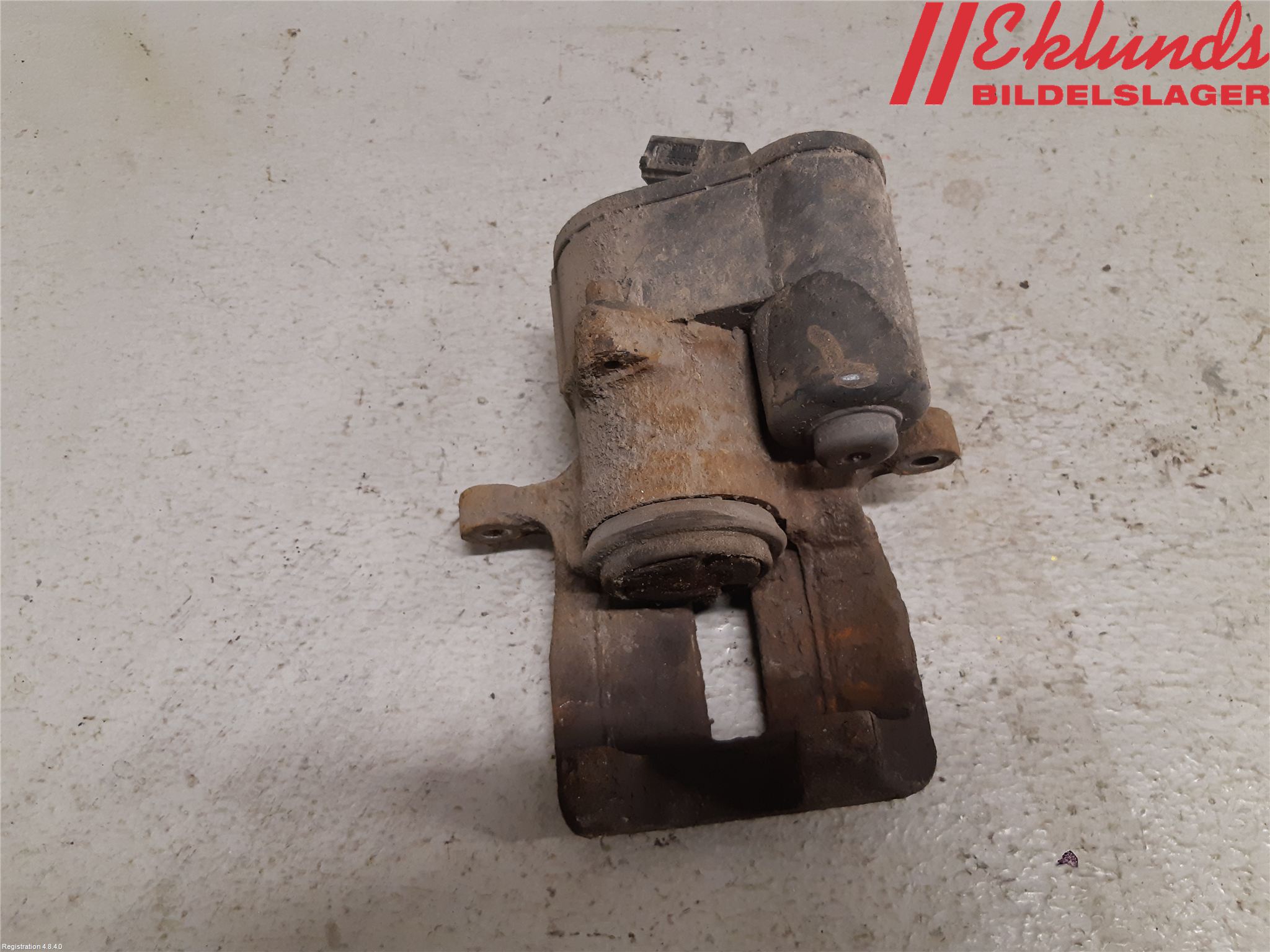 Volkswagen VW PASSAT 11-14 Bromsok Bak Höger