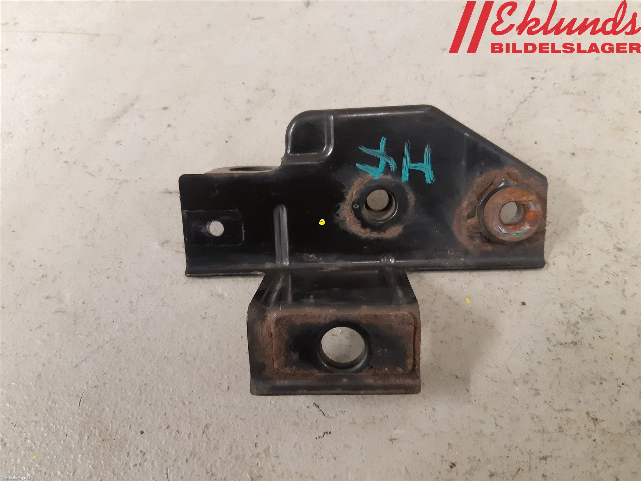 Toyota VERSO 09-18 Kylarfäste-Ram-Balk