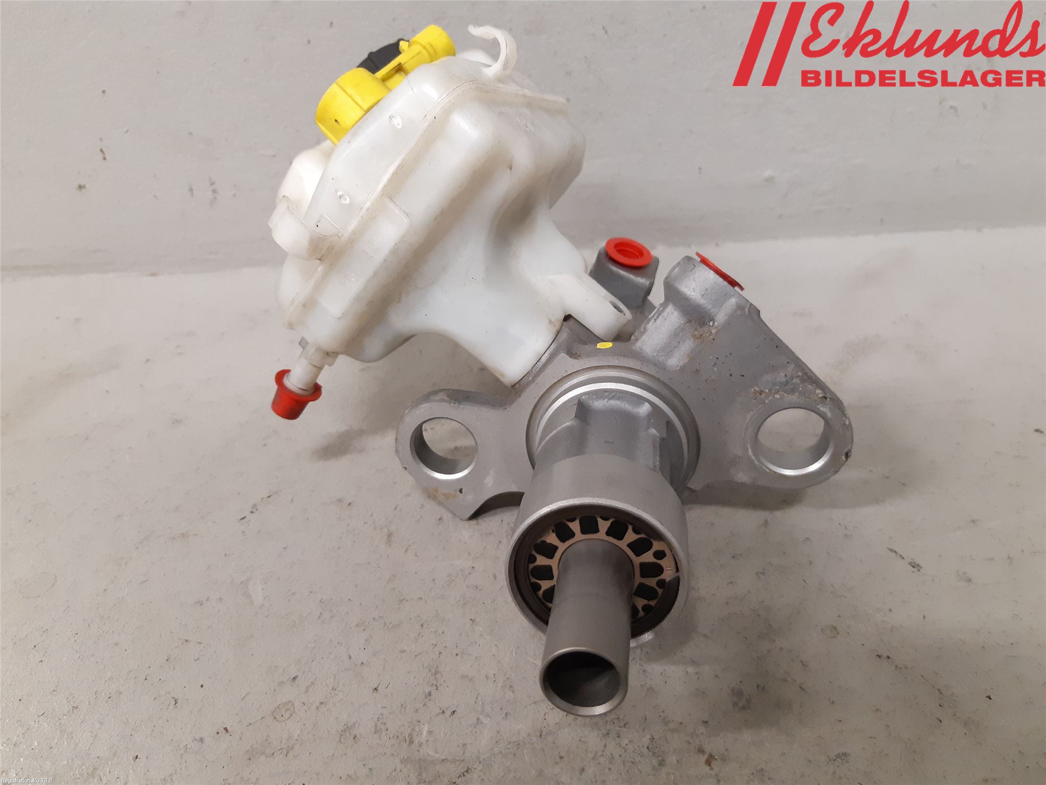 Opel ASTRA J 10-15 Broms Huvudcylinder